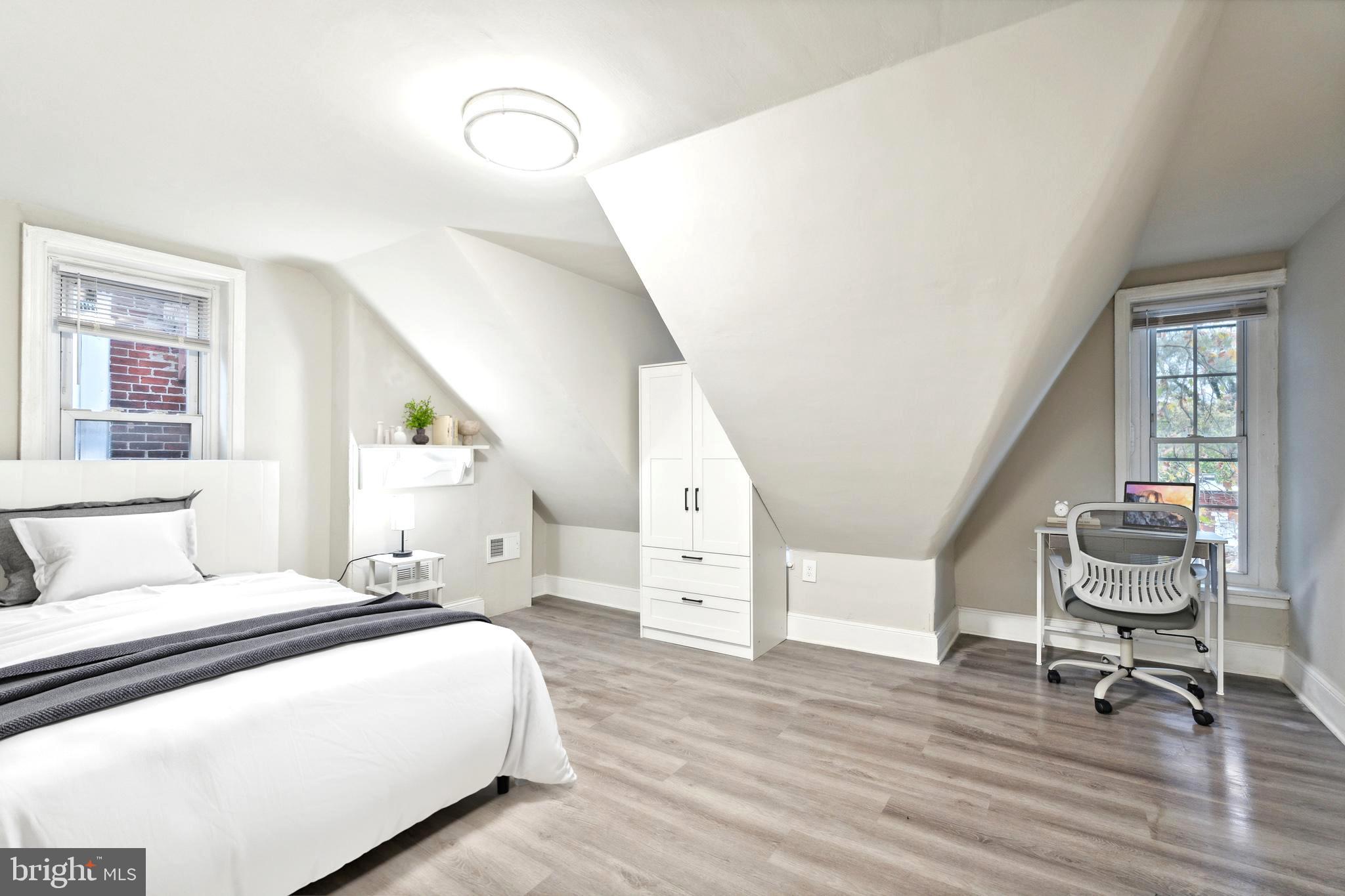 BELMONT - Residential