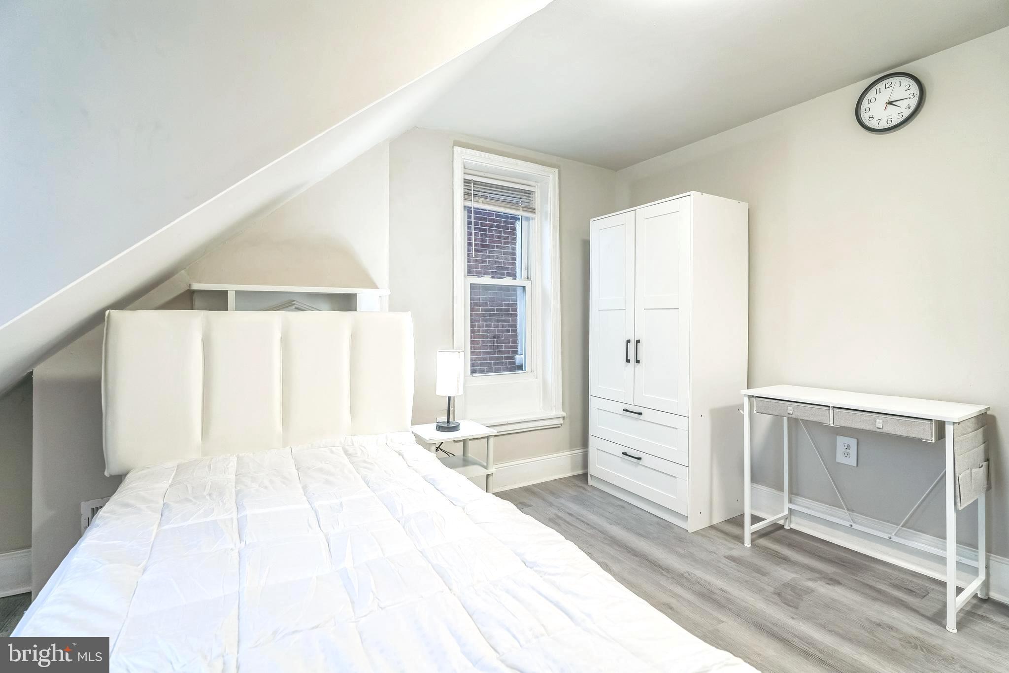 BELMONT - Residential