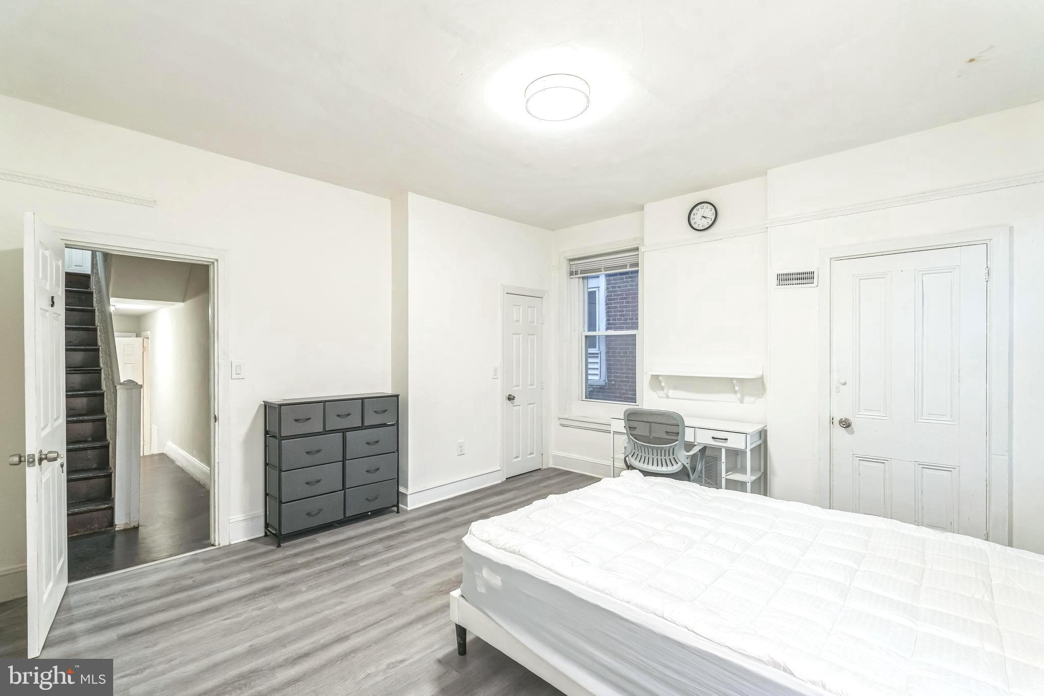 BELMONT - Residential