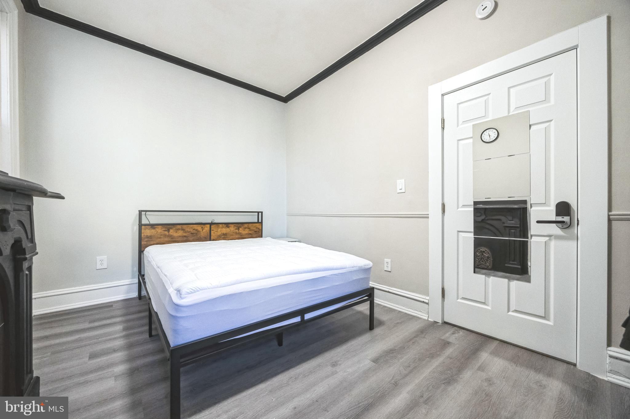 BELMONT - Residential