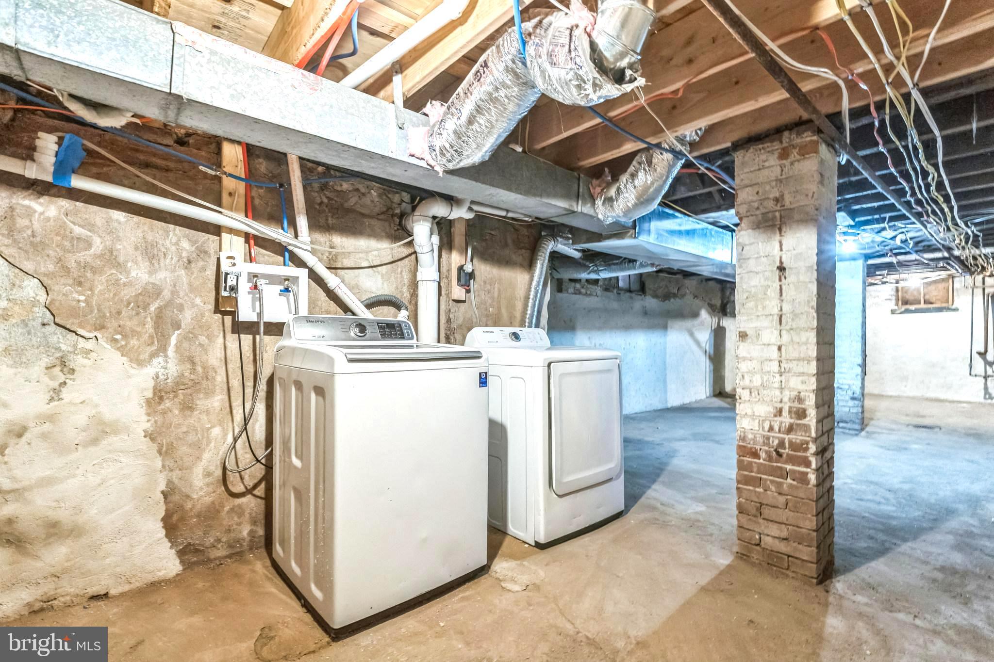 BELMONT - Residential