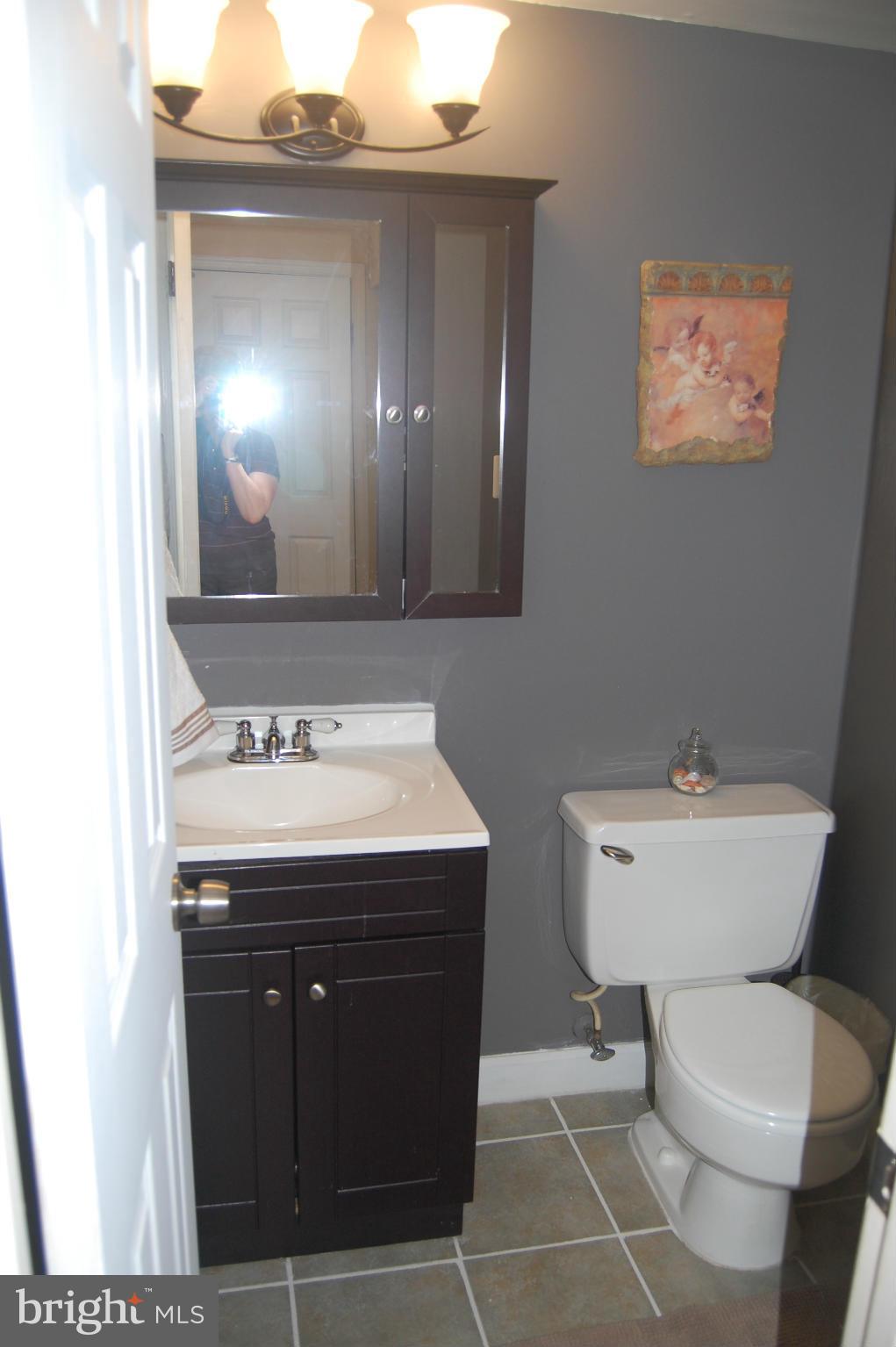 STRATHMEADE SQUARE - Residential