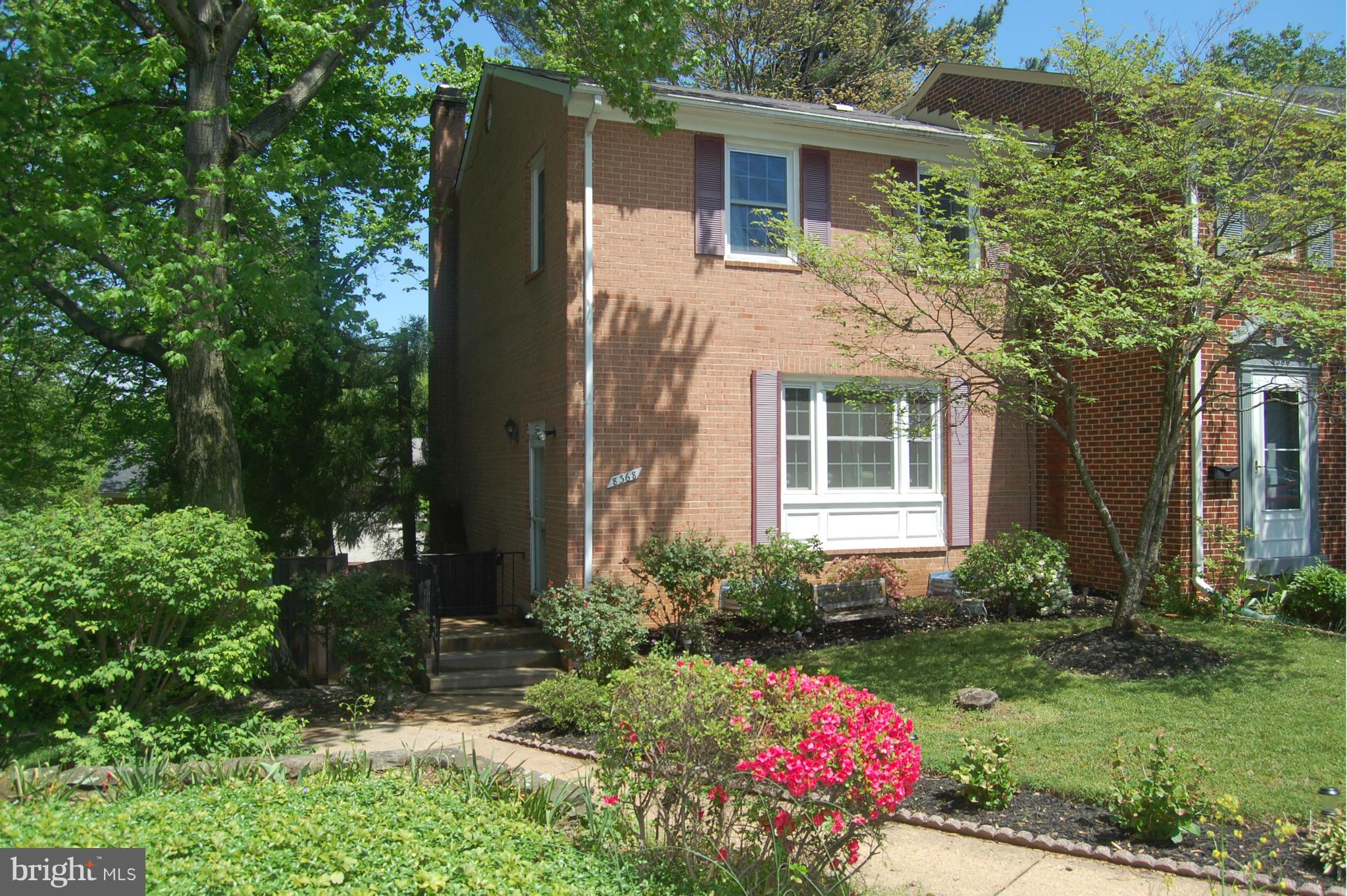 STRATHMEADE SQUARE - Residential