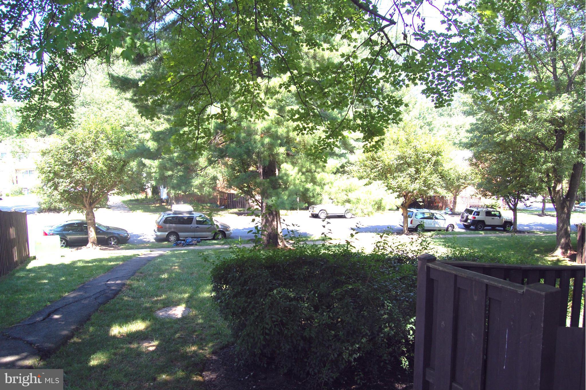 STRATHMEADE SQUARE - Residential