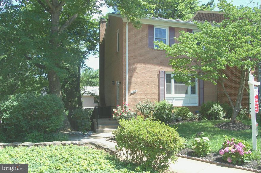 --BACK IN THE MARKET-- LOCATION LOCATION - Brick end unit in great neighborhood; 3 beds/3.5 baths, 3 finished levels; walkout finished basement w/fireplace & full bath; fenced-in backyard & shed; wood laminate main level; updated kitchen; just blocks from Fairfax Hospital Center, 495, Gallows Rd. & Rt. 50; community amenities; numerous restaurants & shopping;  OPEN HOUSE CANCELLED