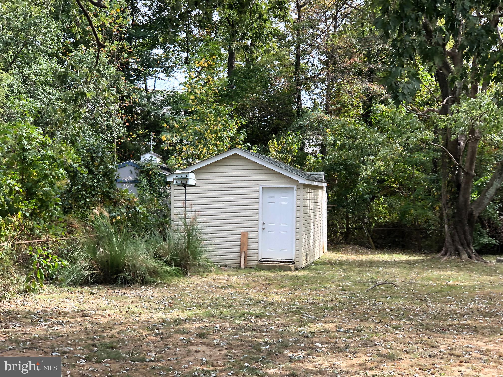 HOLLY HILL HARBOR - Residential Lease