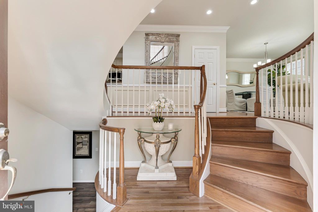 Photo of 113 Herndon Mill Circle, HERNDON, VA 20170 (MLS # VAFX2297184)