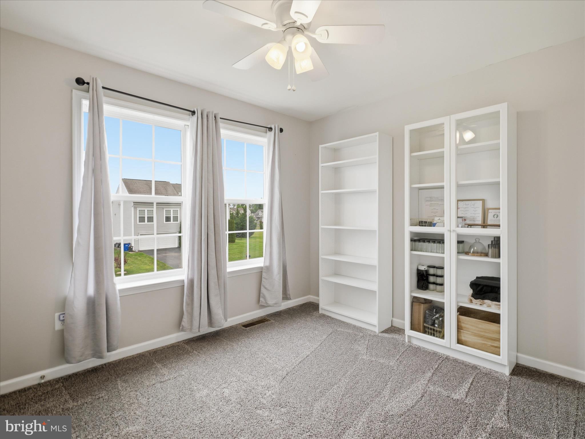 NOTTINGHAM MEADOWS - Residential