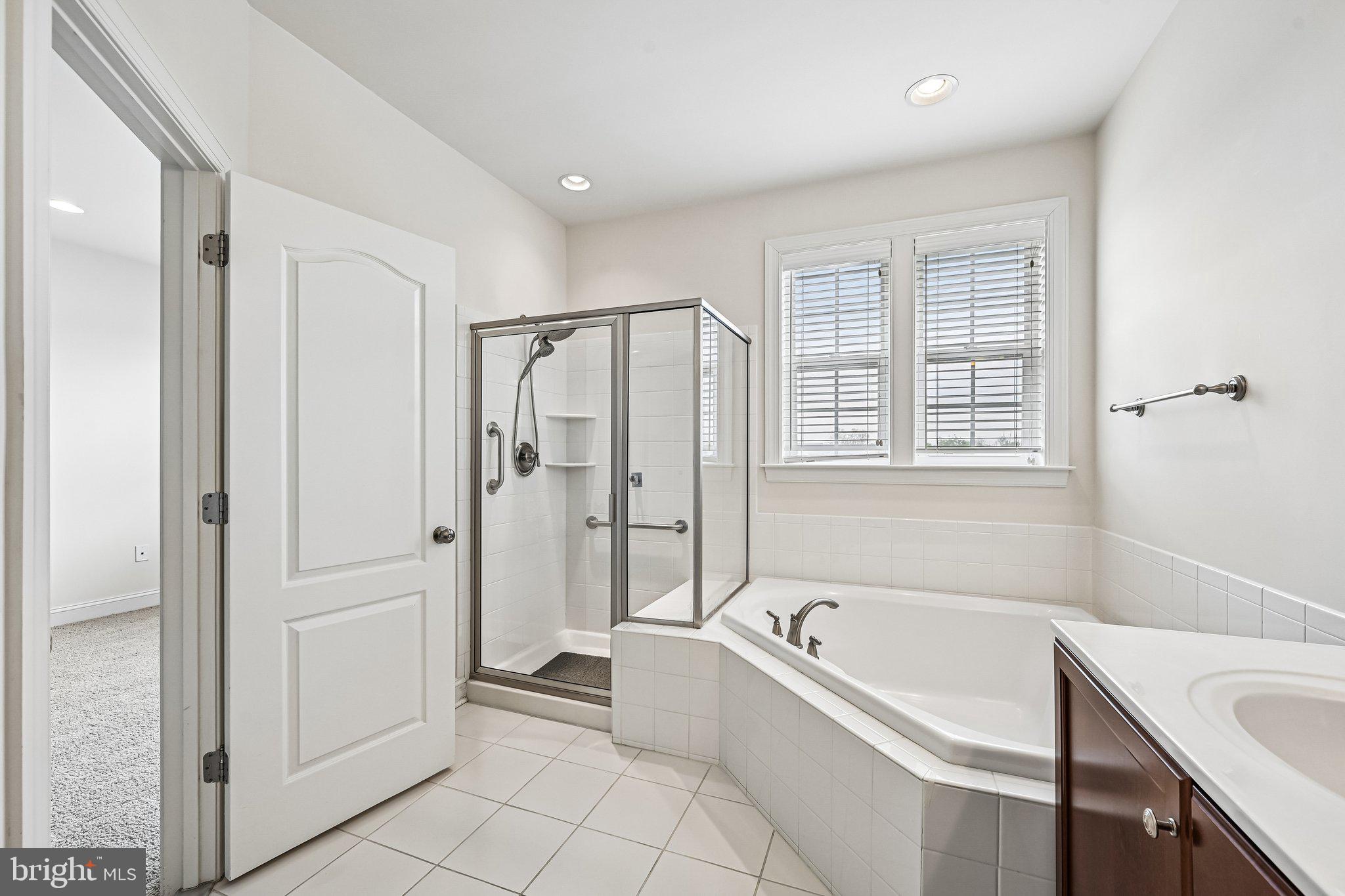 URBANA HIGHLANDS - Residential