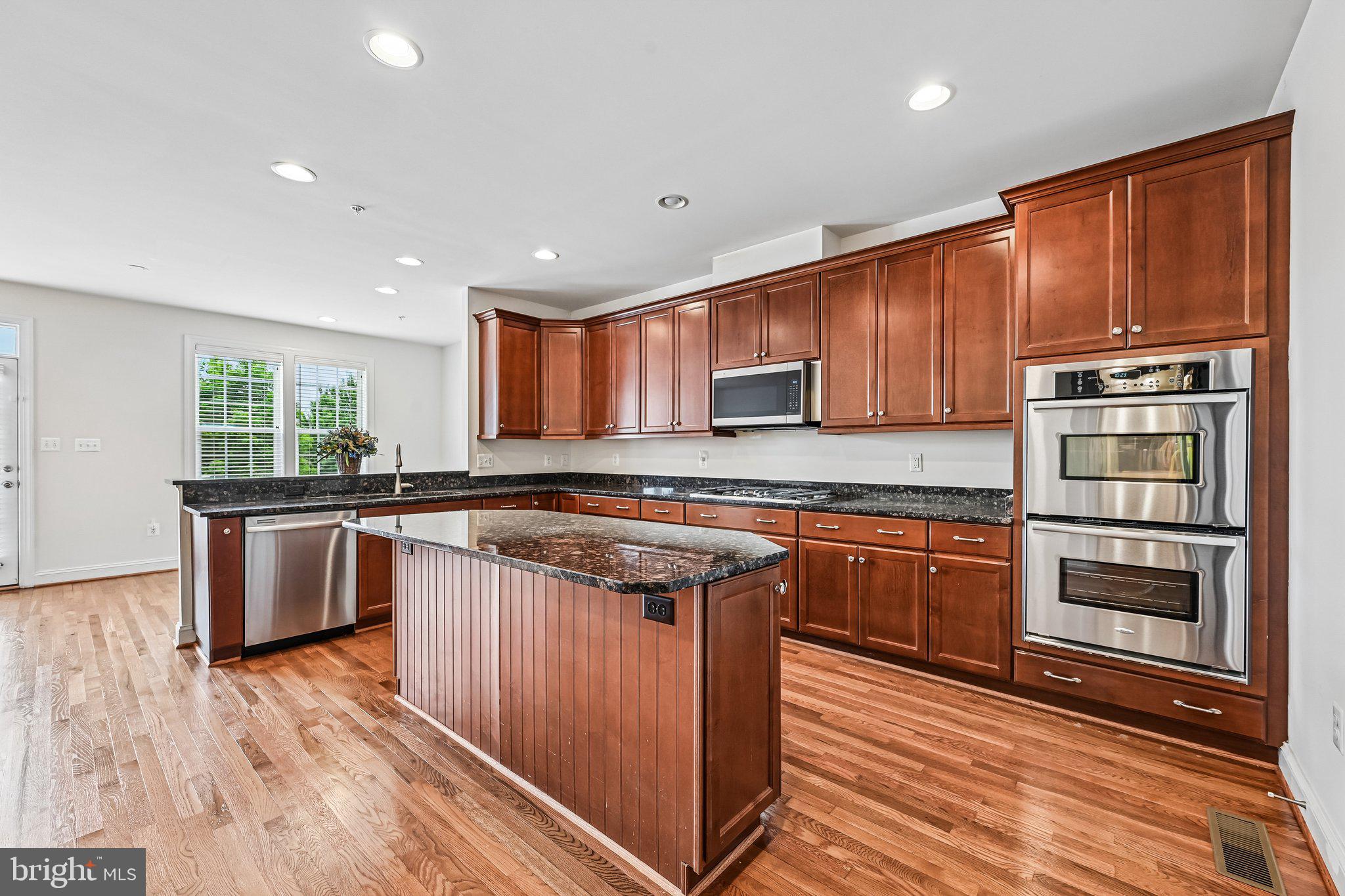 URBANA HIGHLANDS - Residential