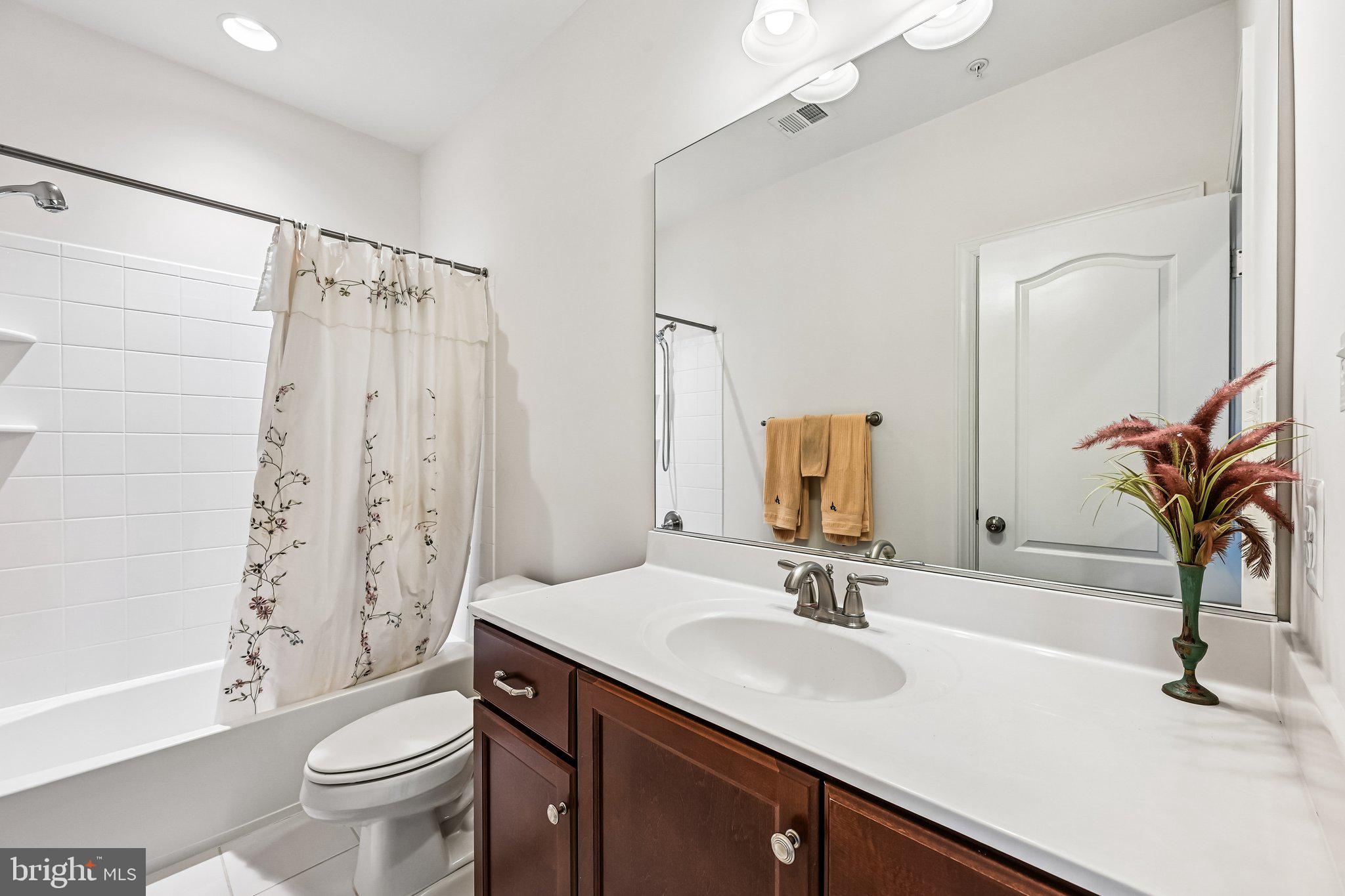 URBANA HIGHLANDS - Residential