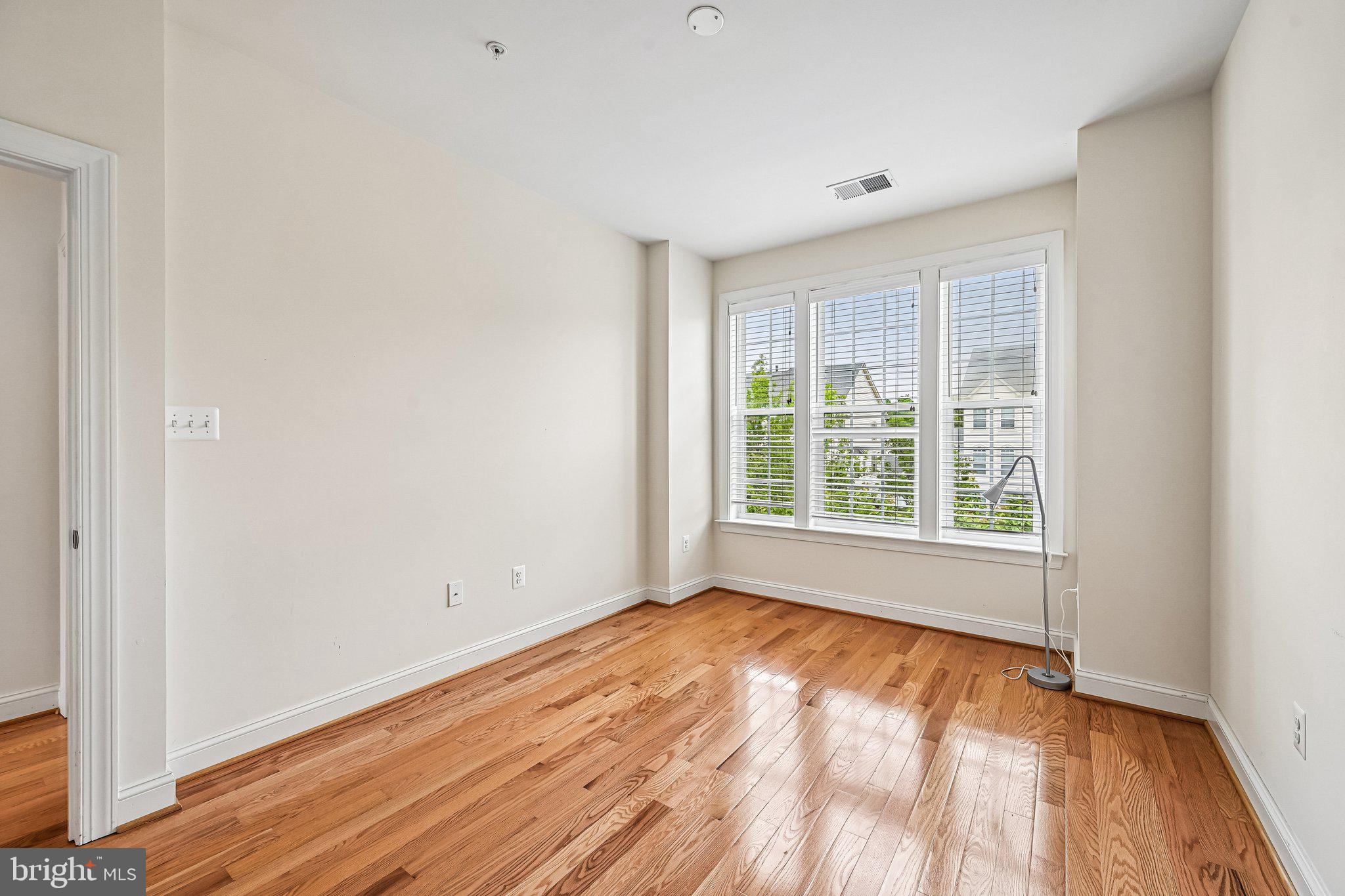 URBANA HIGHLANDS - Residential