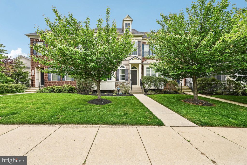 Photo of 9667 Ethan Ridge Drive, FREDERICK, MD 21704 (MLS # MDFR2082122)
