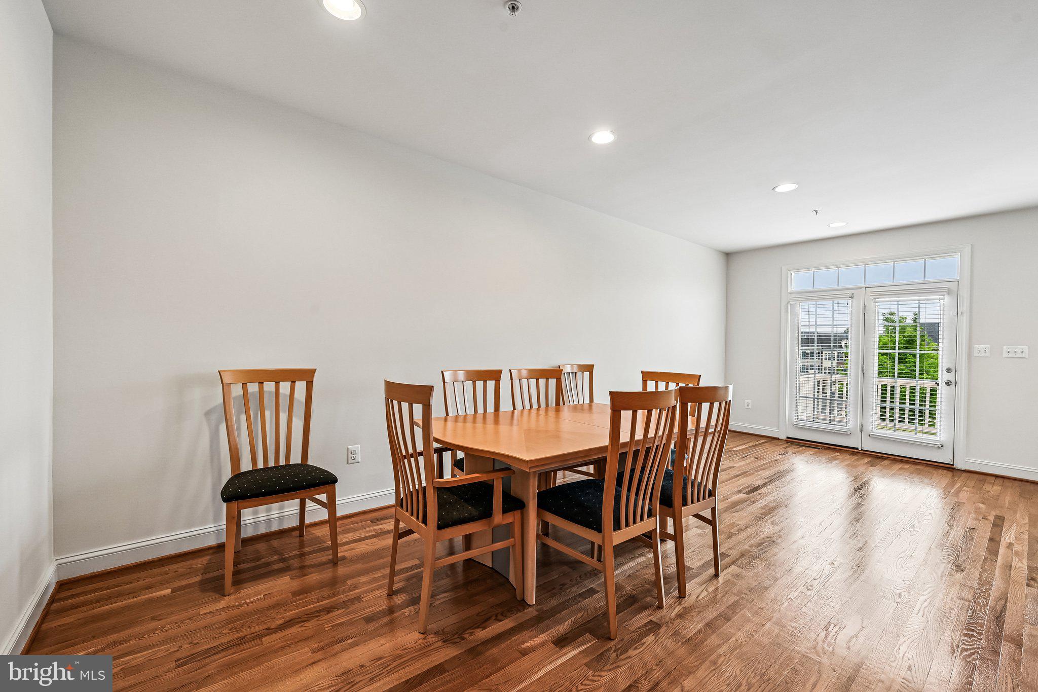 URBANA HIGHLANDS - Residential
