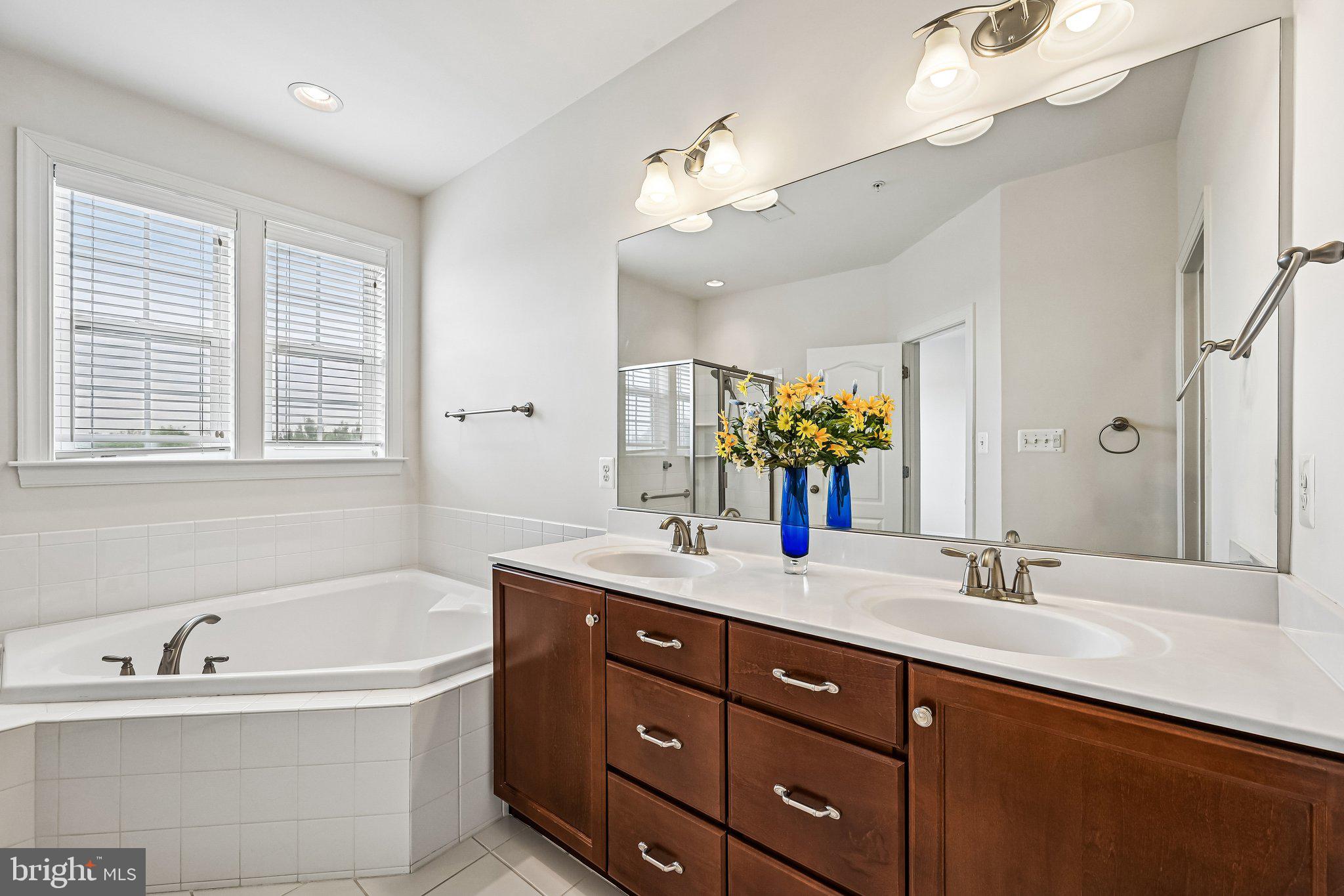 URBANA HIGHLANDS - Residential