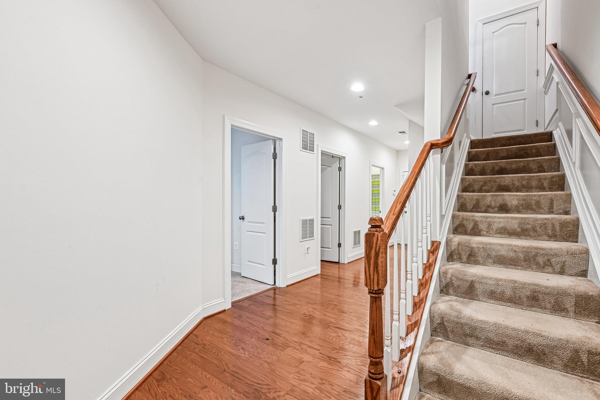 URBANA HIGHLANDS - Residential