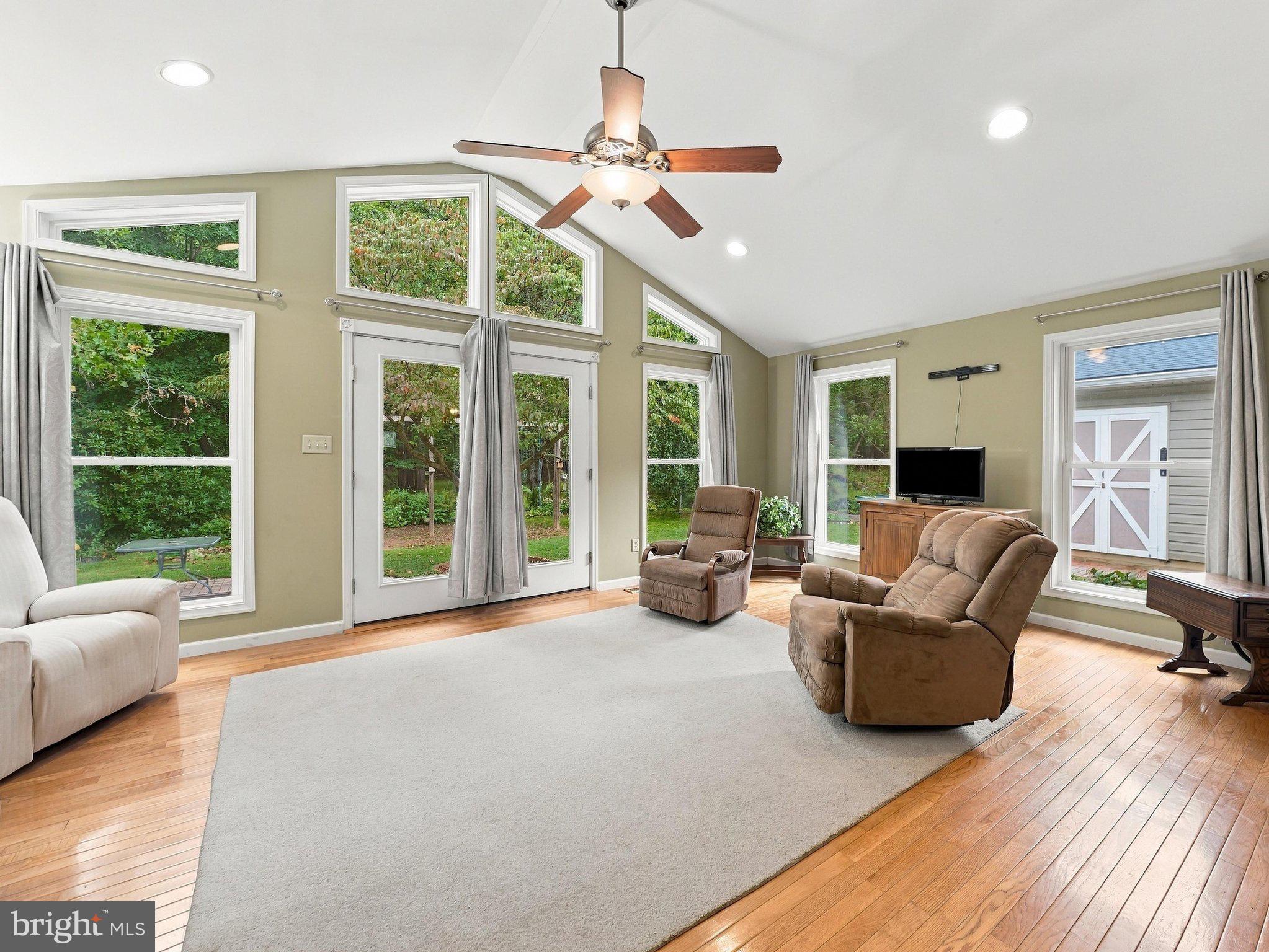 13860 EDGEWOOD DRIVE