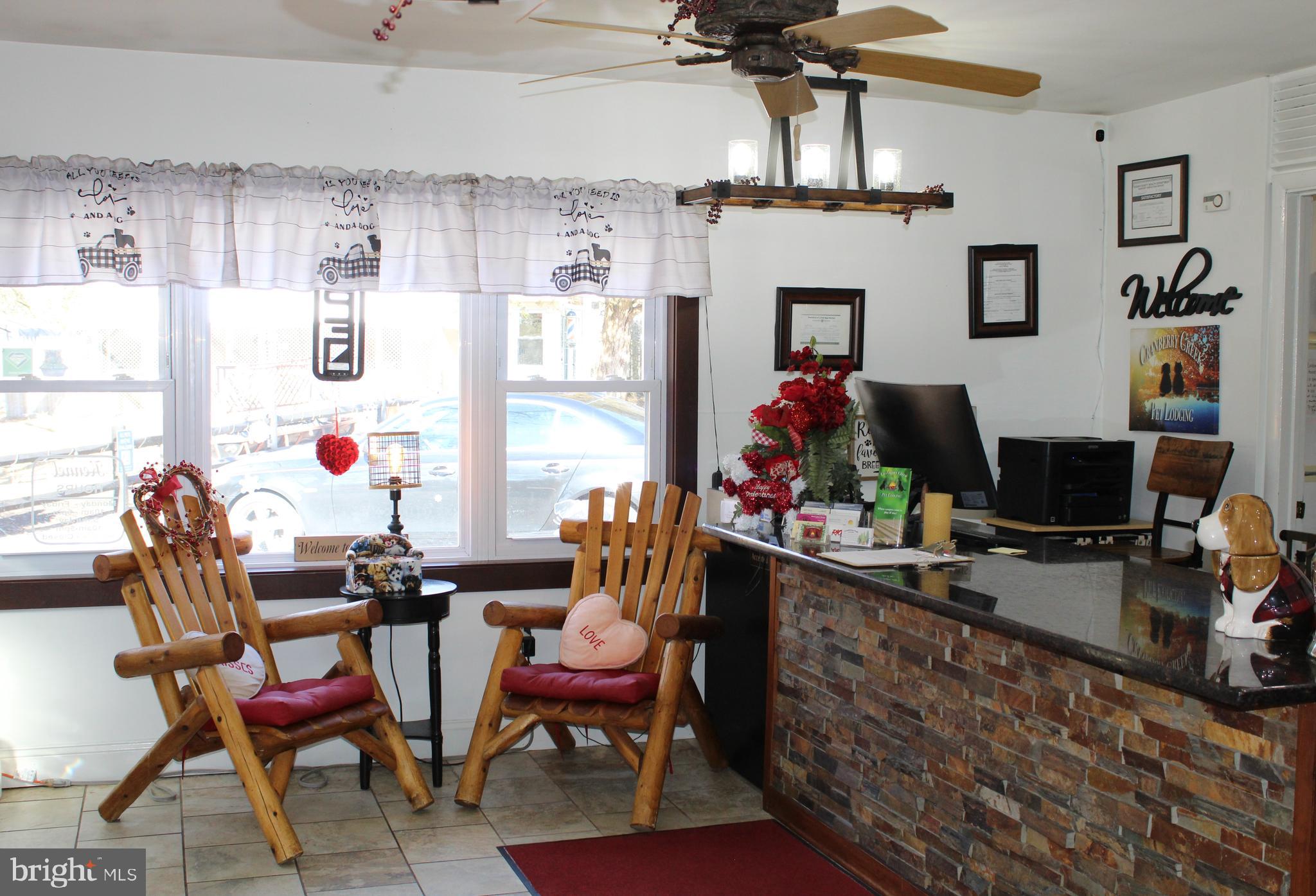 140 GIFFORDTOWN LANE