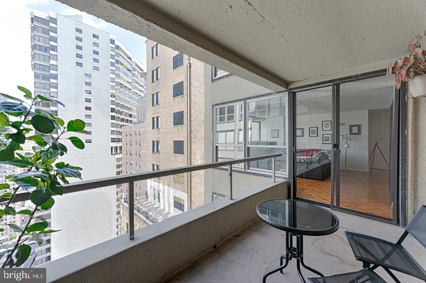 RITTENHOUSE SQUARE - Residential Lease