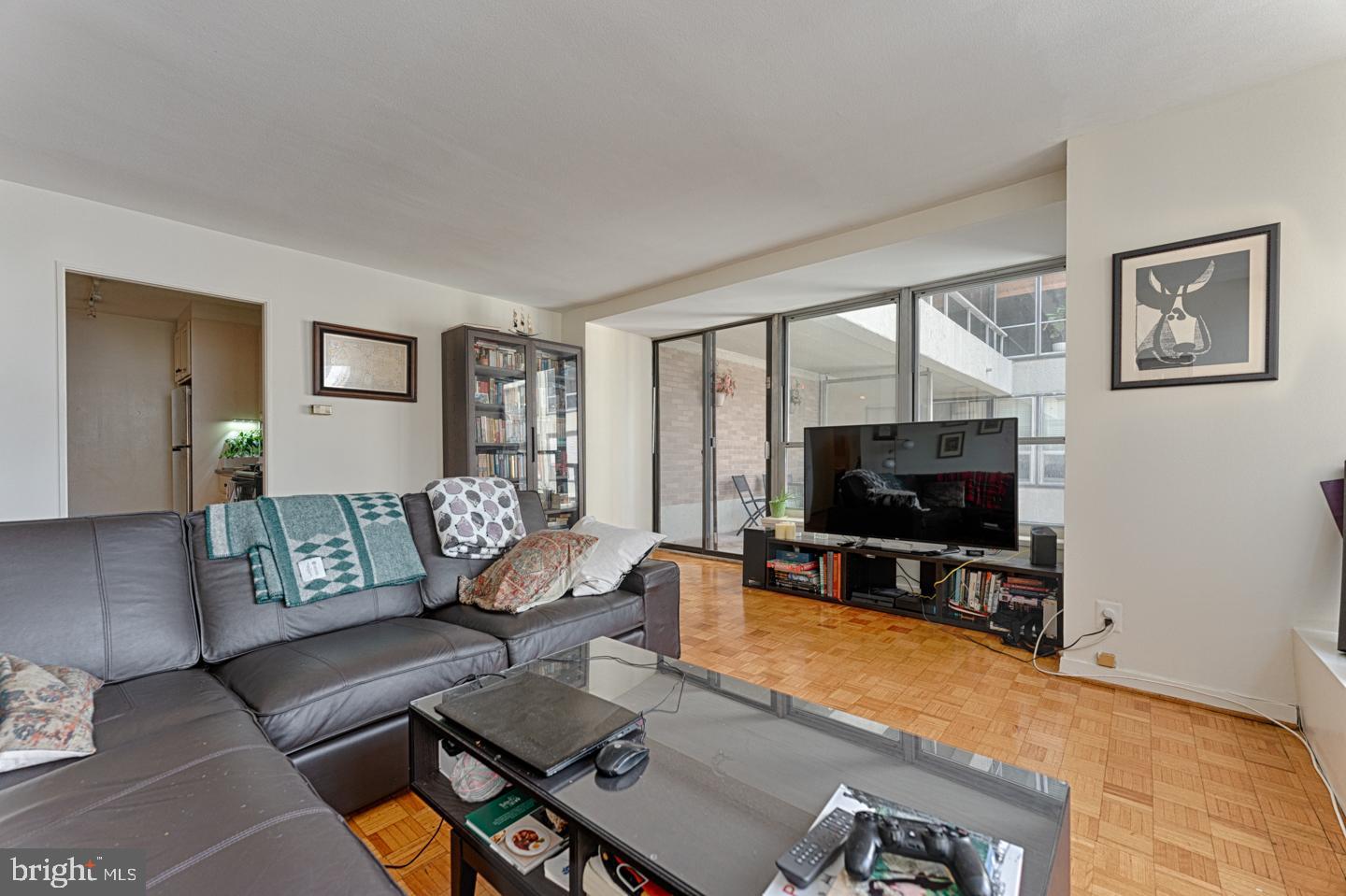 RITTENHOUSE SQUARE - Residential Lease