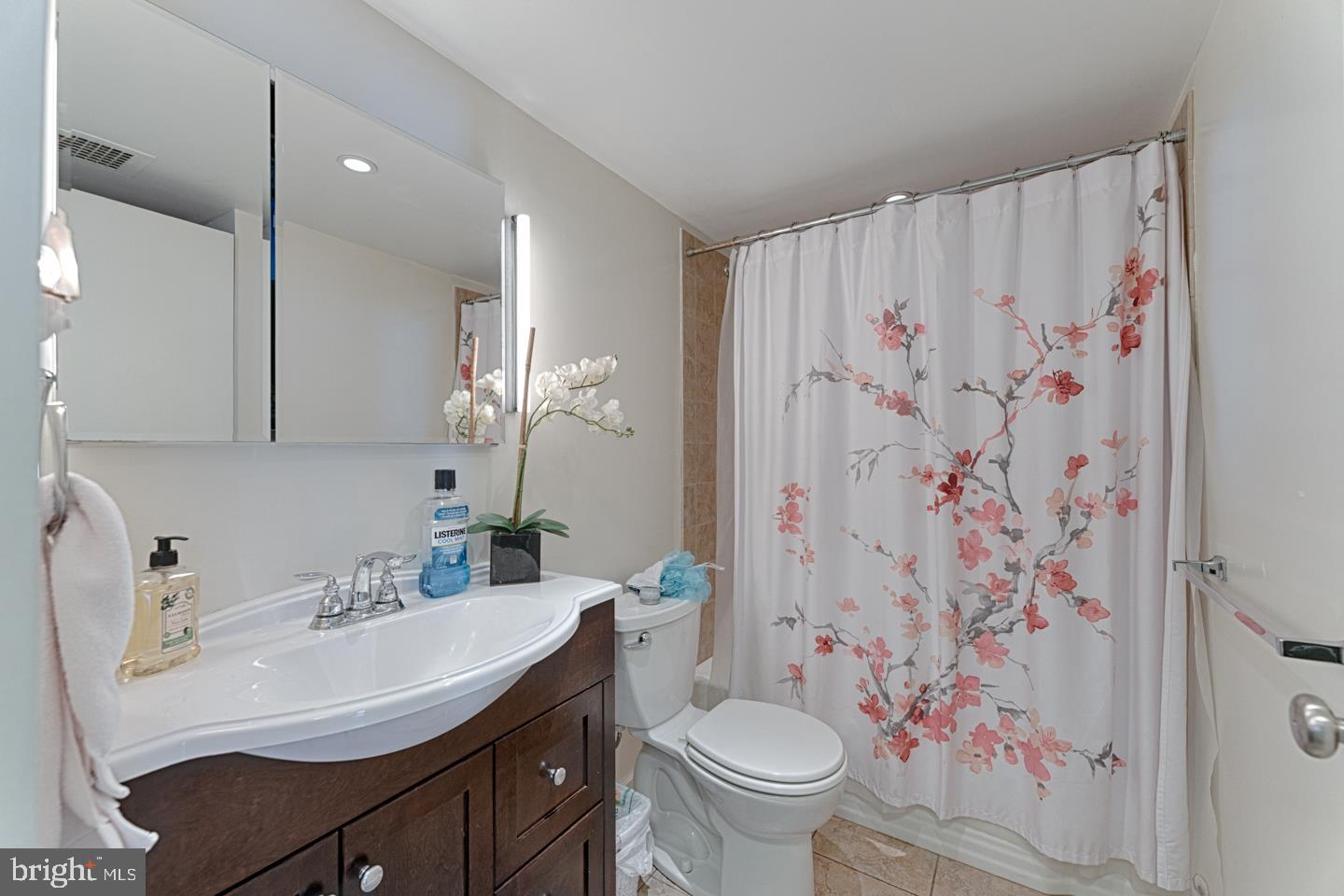 RITTENHOUSE SQUARE - Residential Lease