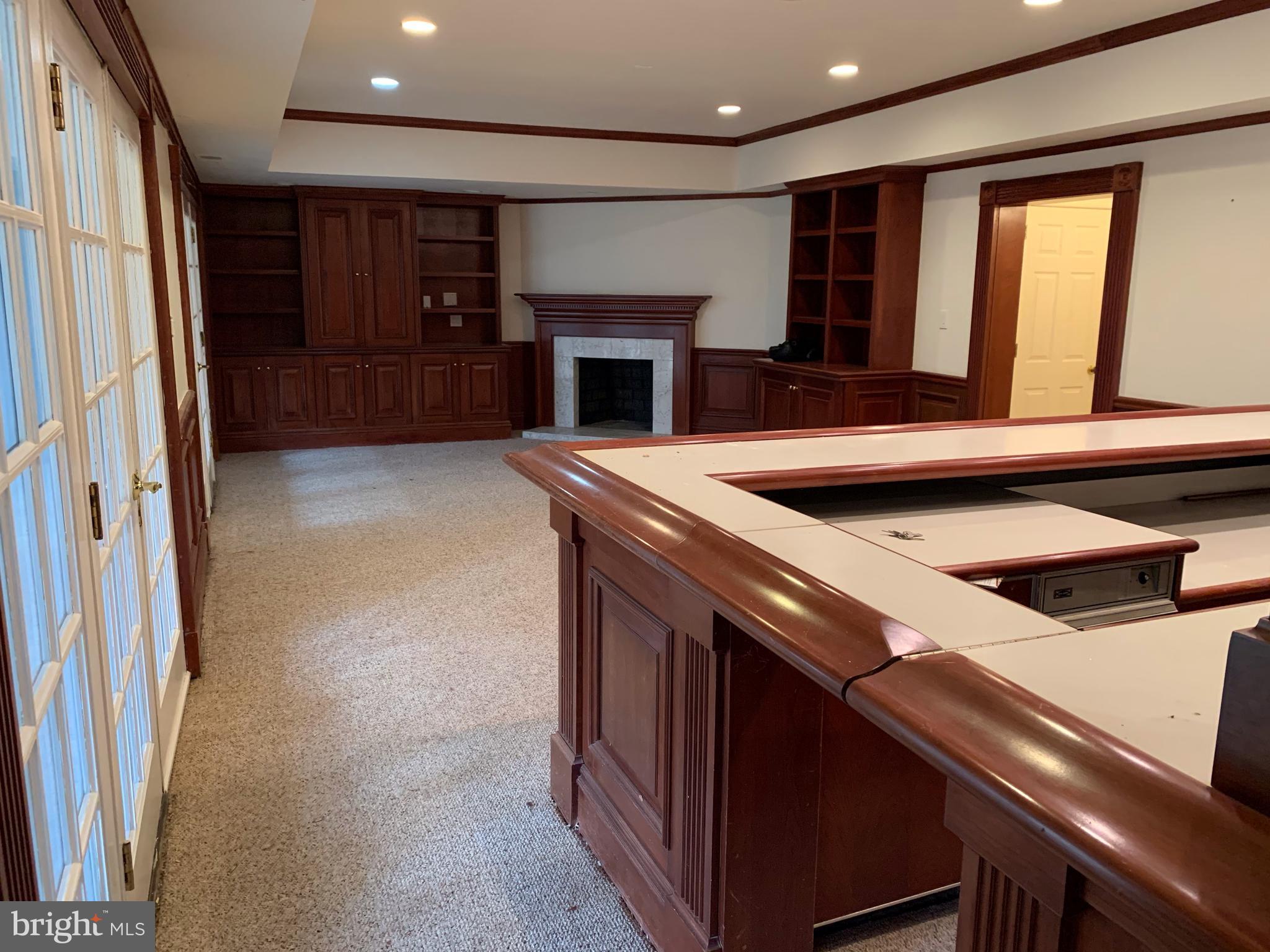 BASIL COURT - Residential