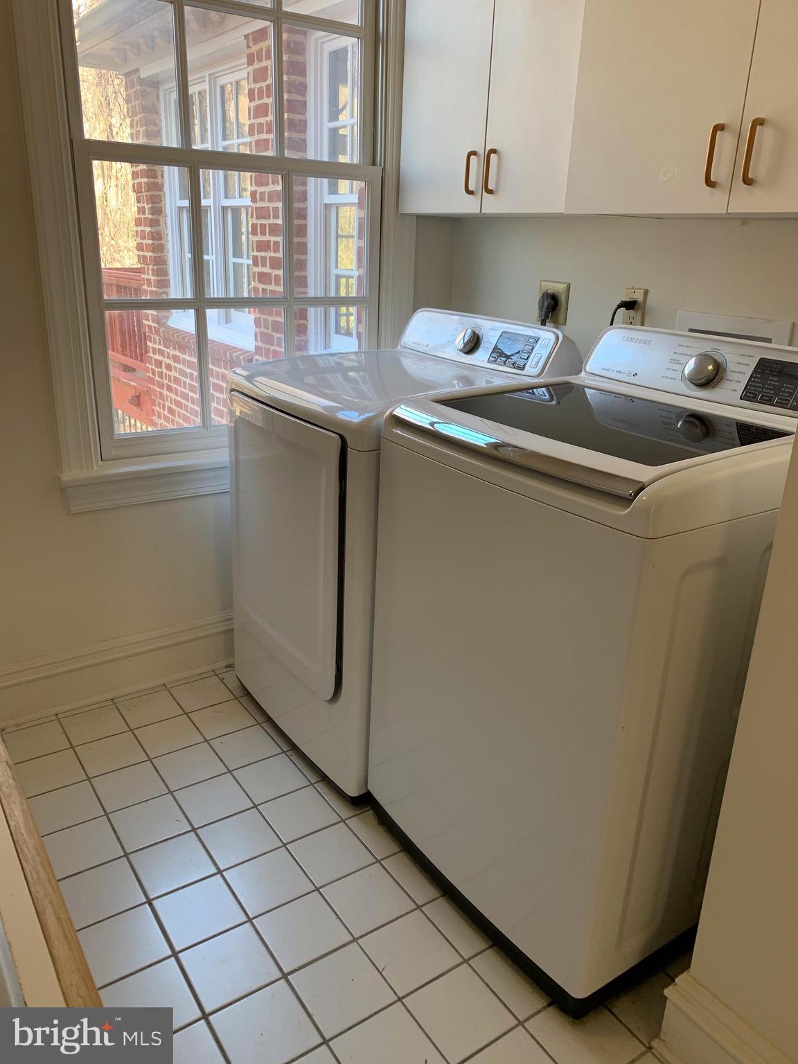 BASIL COURT - Residential