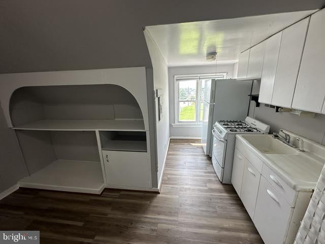 7506 BELAIR ROAD UNIT B