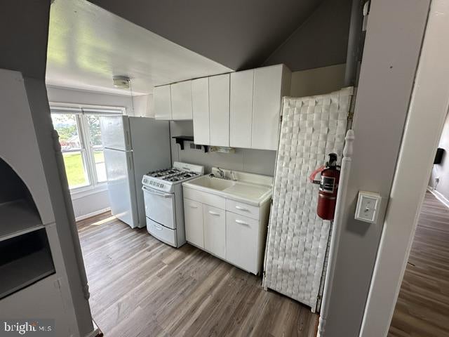 7506 BELAIR ROAD UNIT B