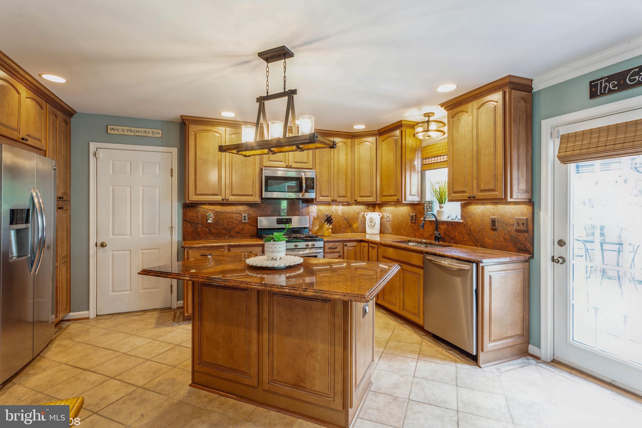 DIAMOND HILLS - Residential