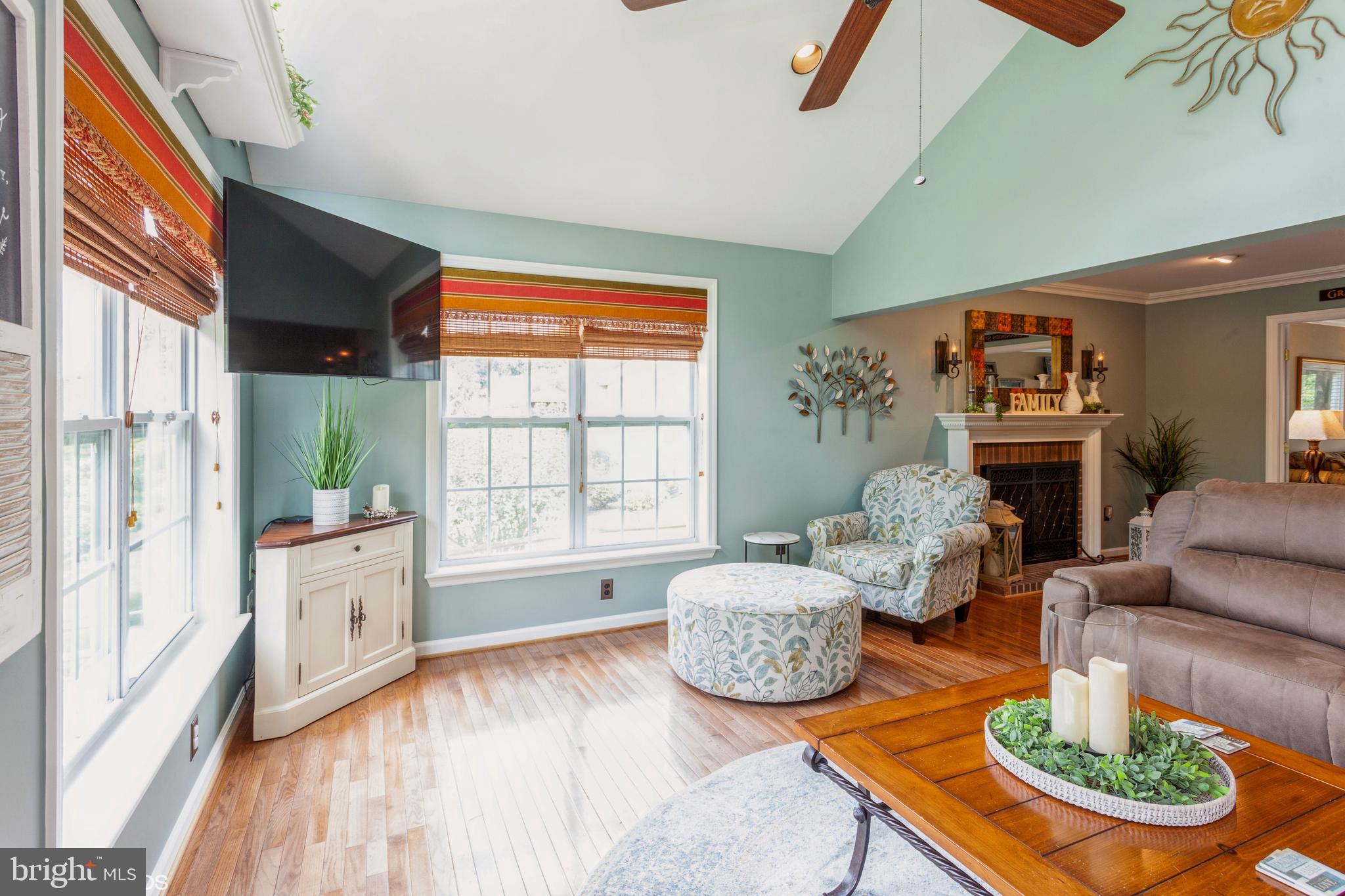 DIAMOND HILLS - Residential