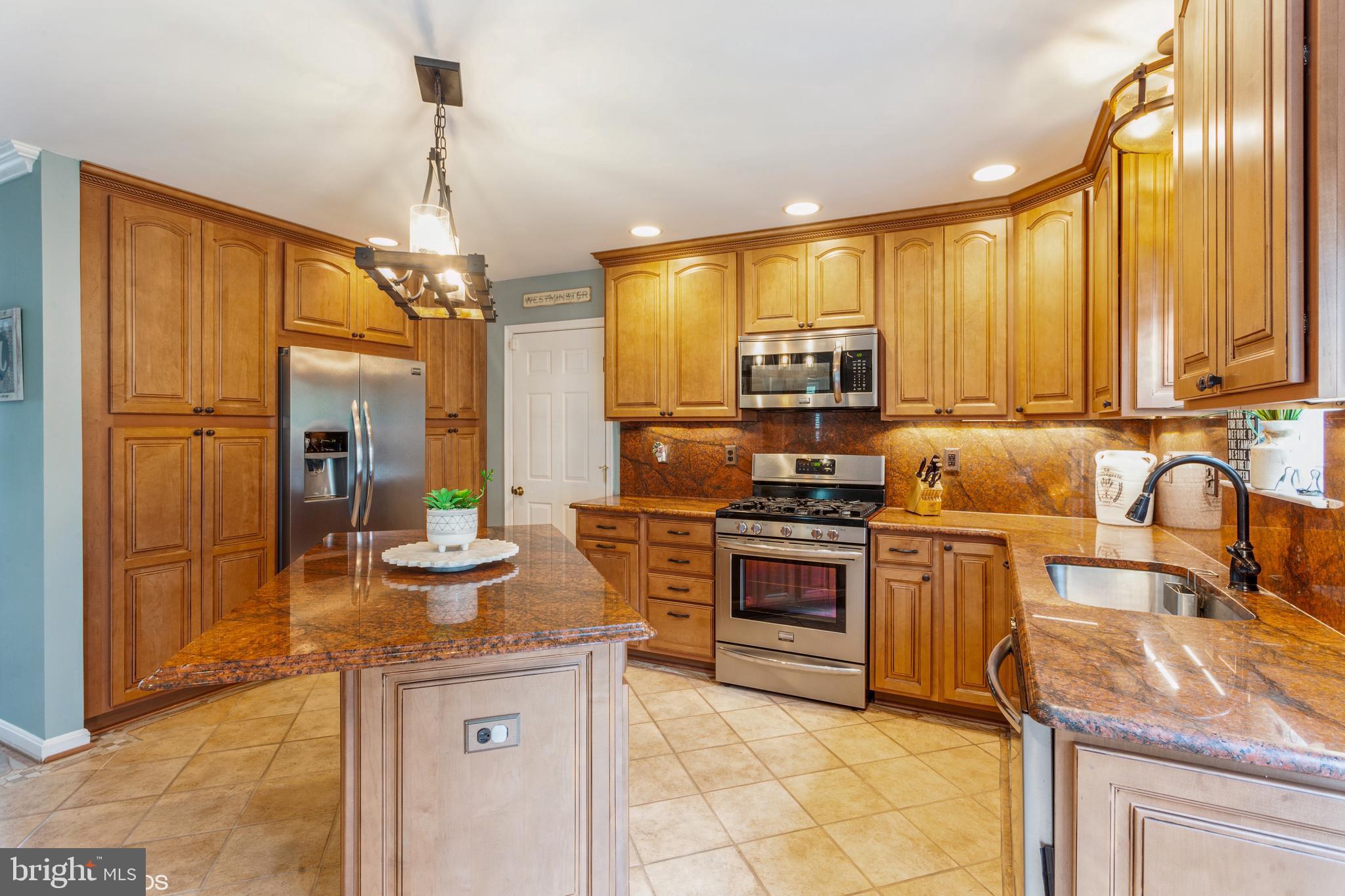 DIAMOND HILLS - Residential