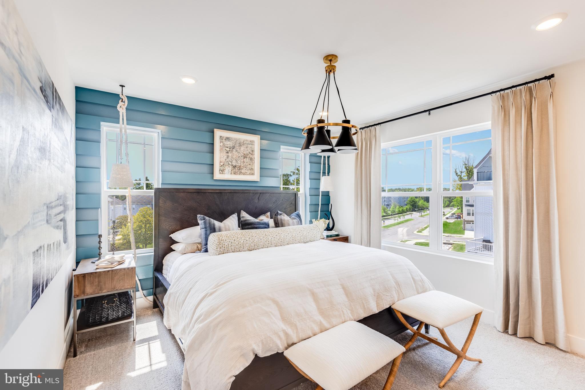 2212 WINTERBERRY LANE