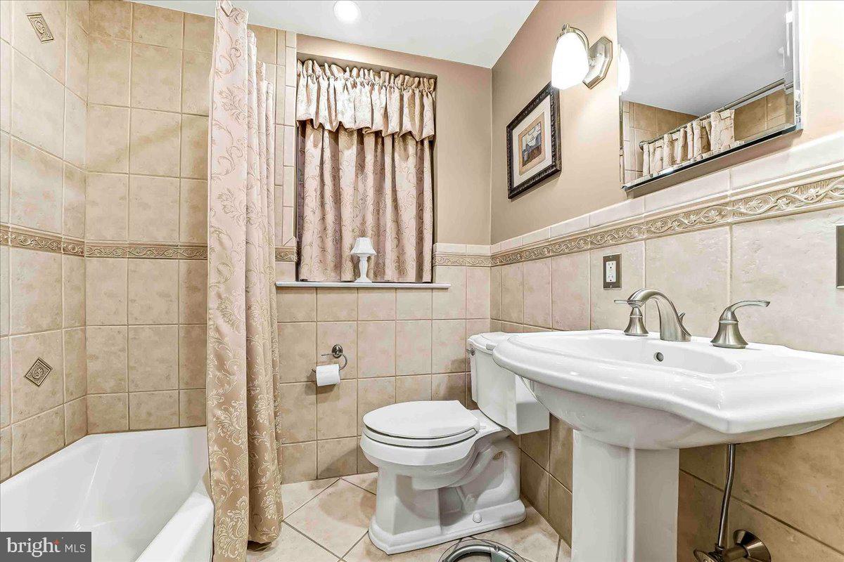 DREXEL PARK GARDEN - Residential