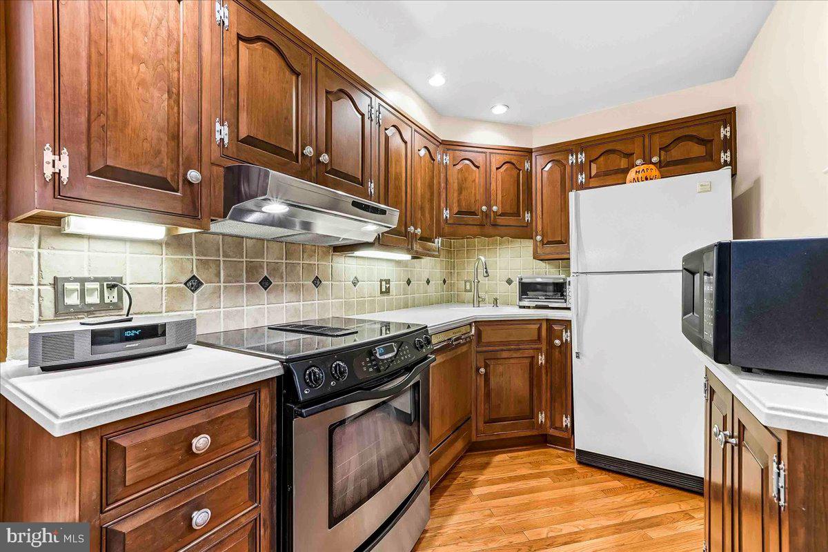 DREXEL PARK GARDEN - Residential