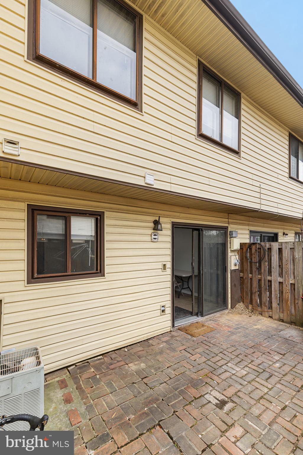 PINEWOOD LAWNS - Residential