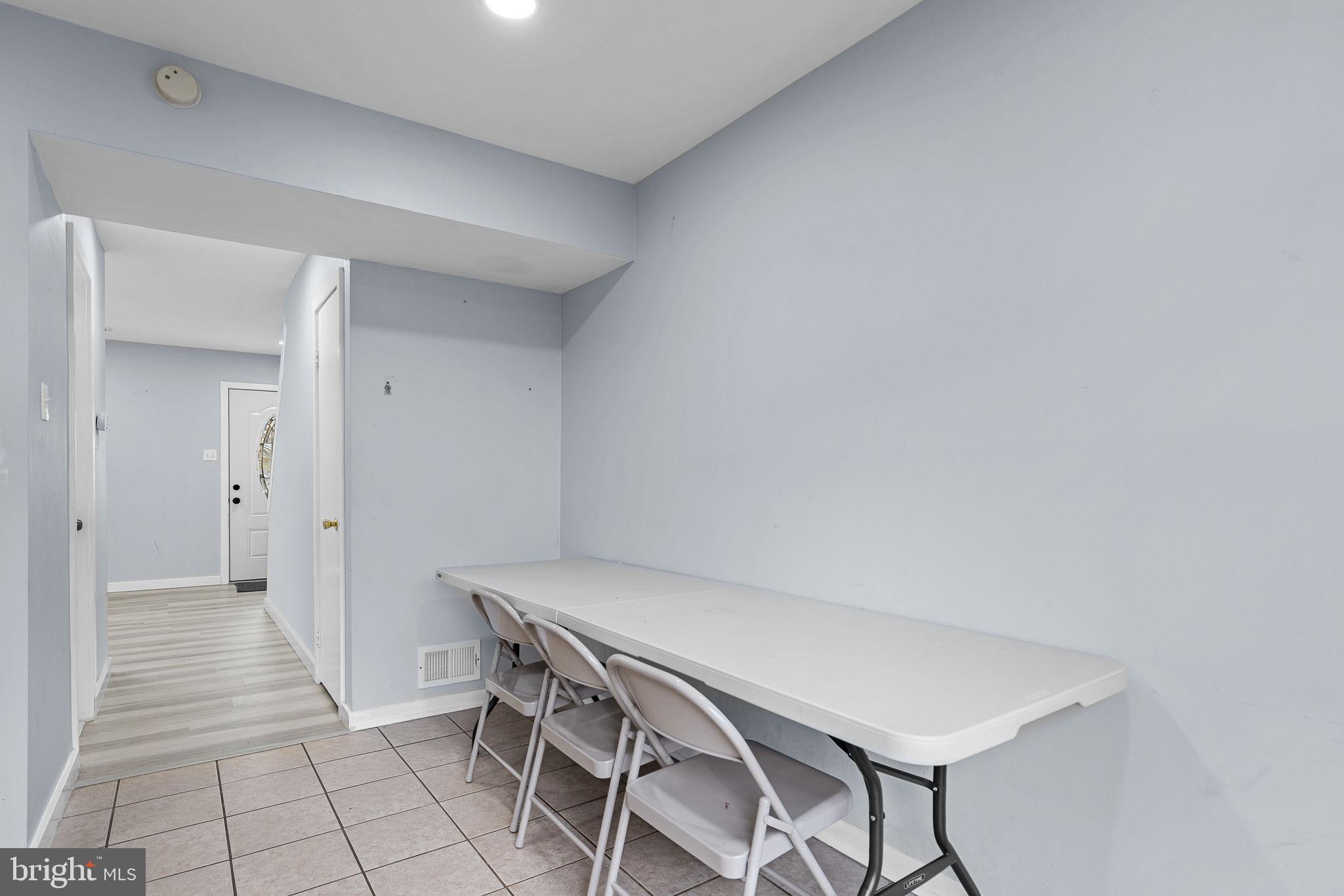 PINEWOOD LAWNS - Residential