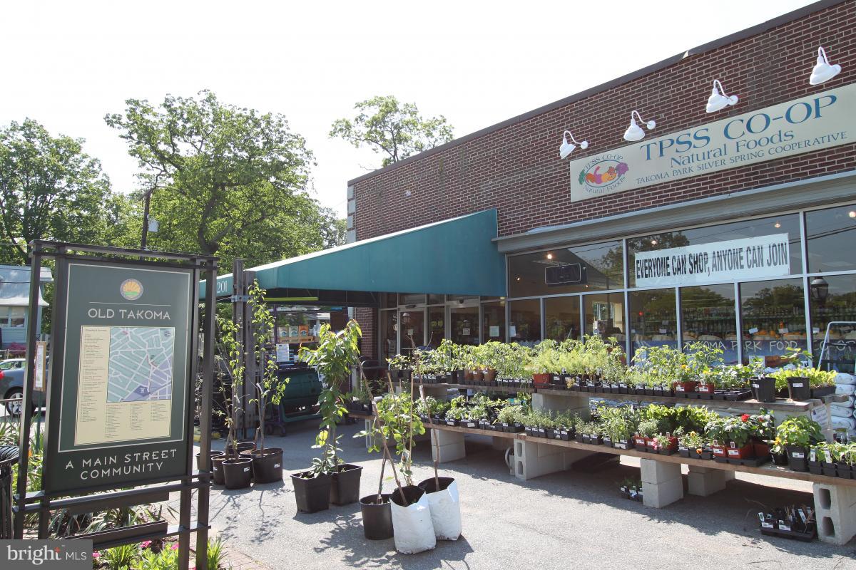 MANOR CIRCLE CODM - Residential