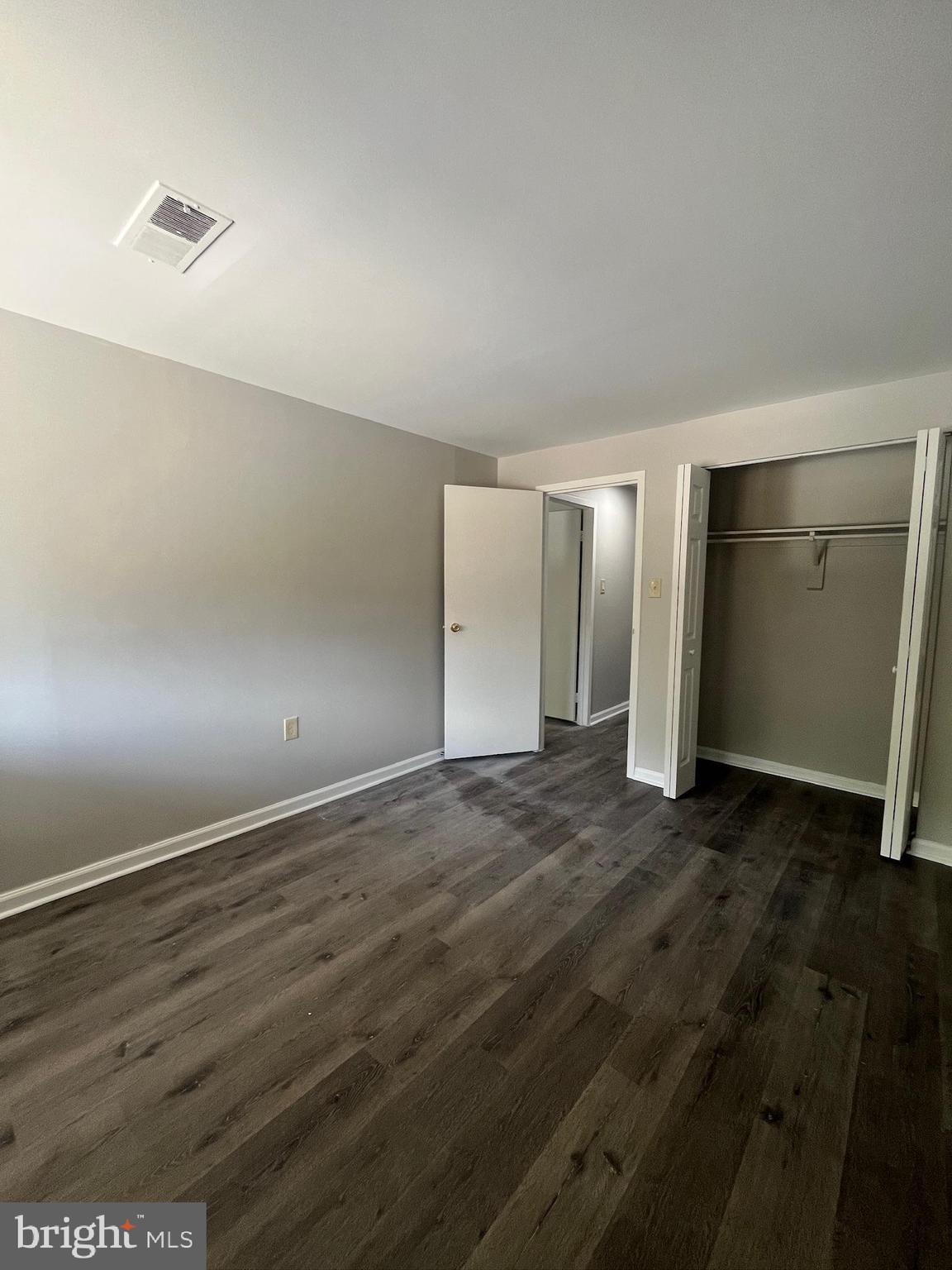 NORMANDIE ON THE LAKE I - Residential