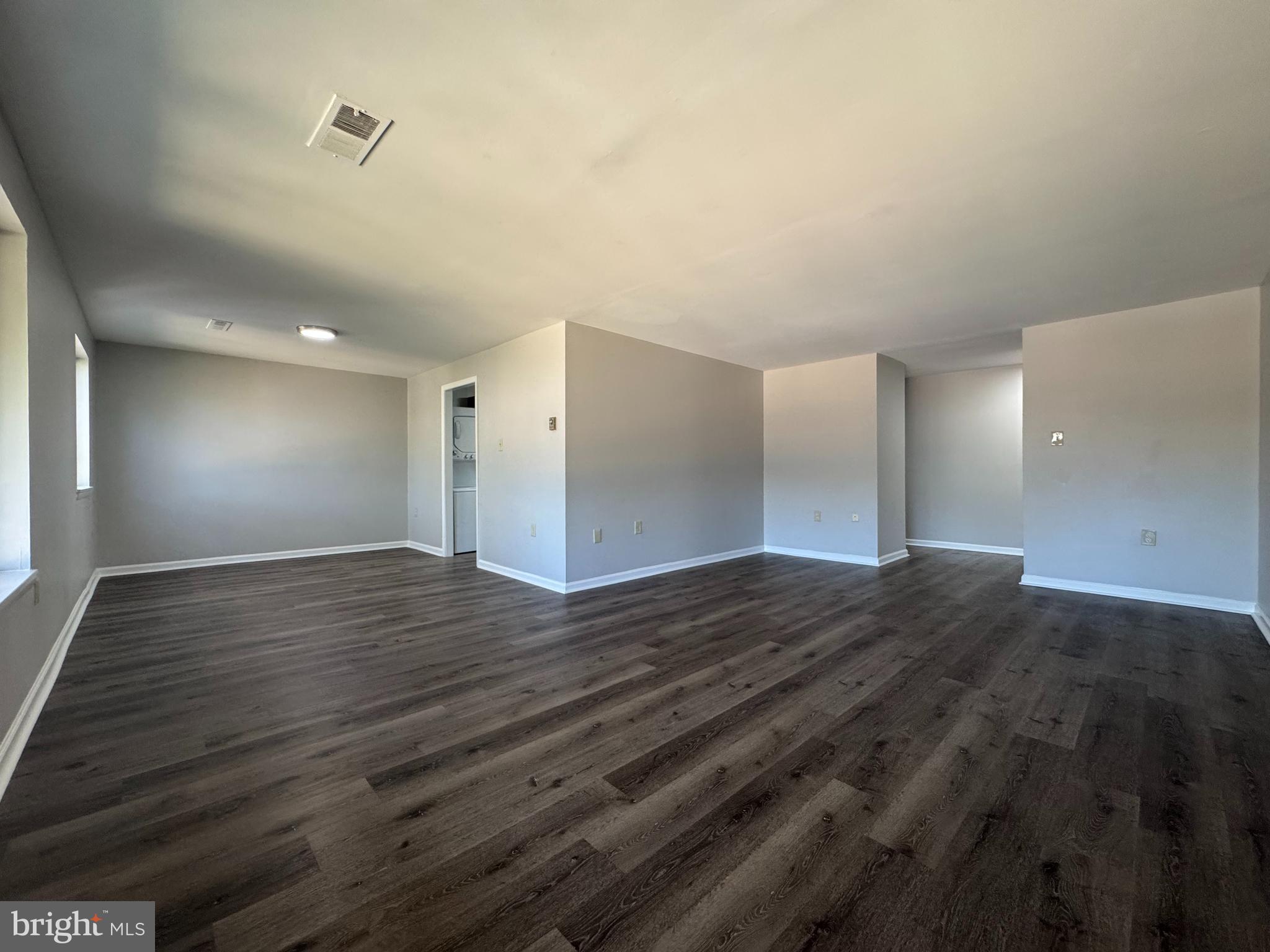 NORMANDIE ON THE LAKE I - Residential