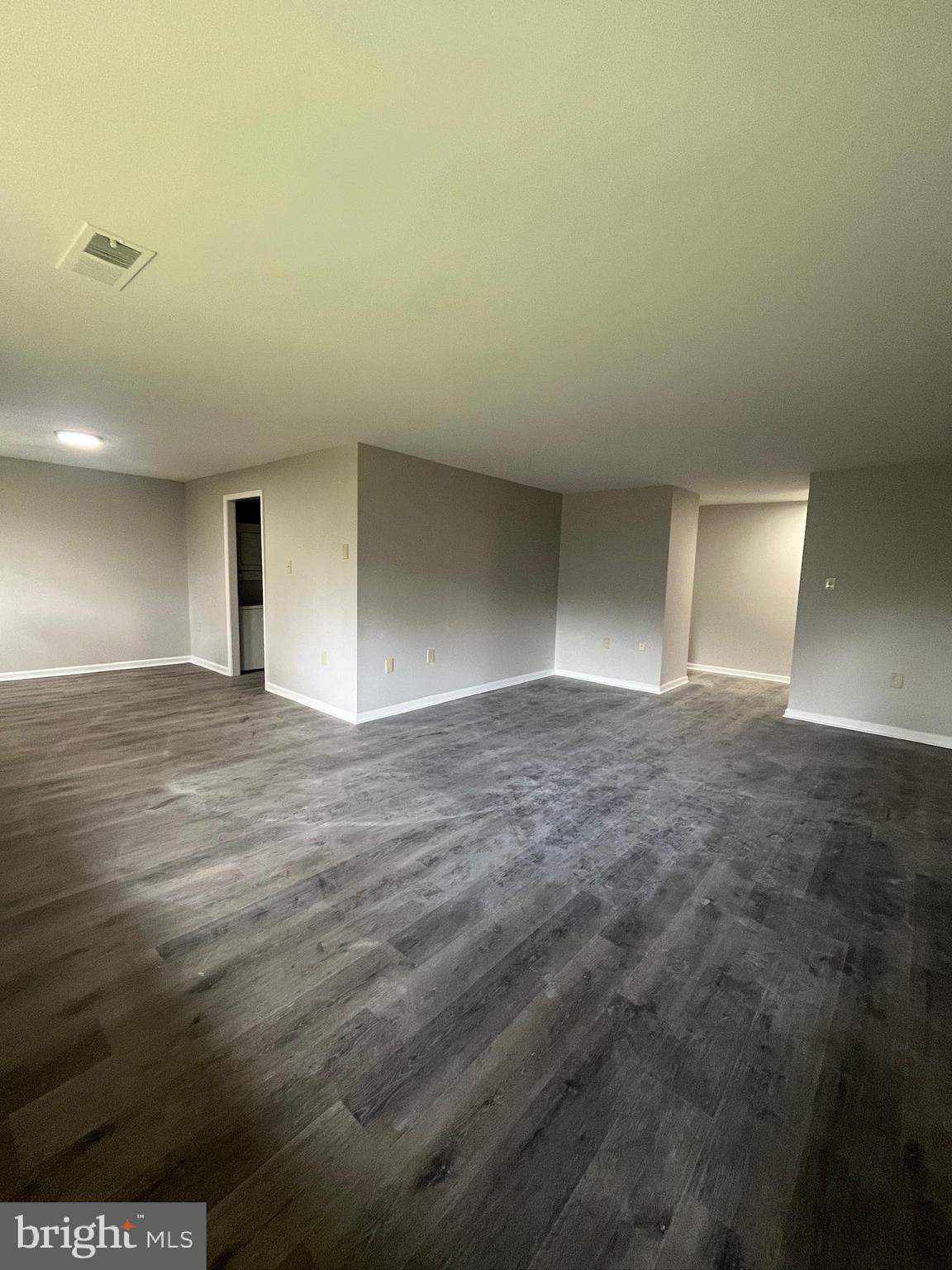 NORMANDIE ON THE LAKE I - Residential