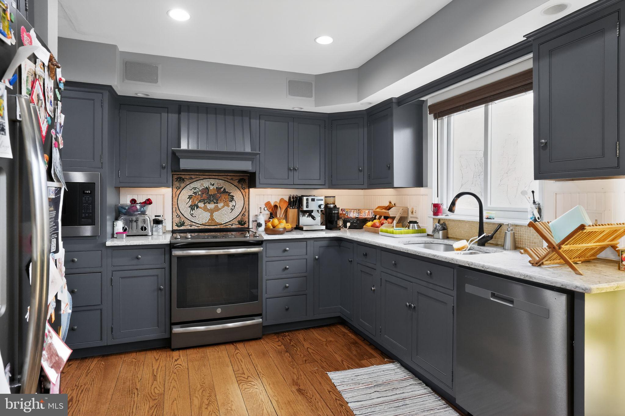 HIGH MEADOW - Residential