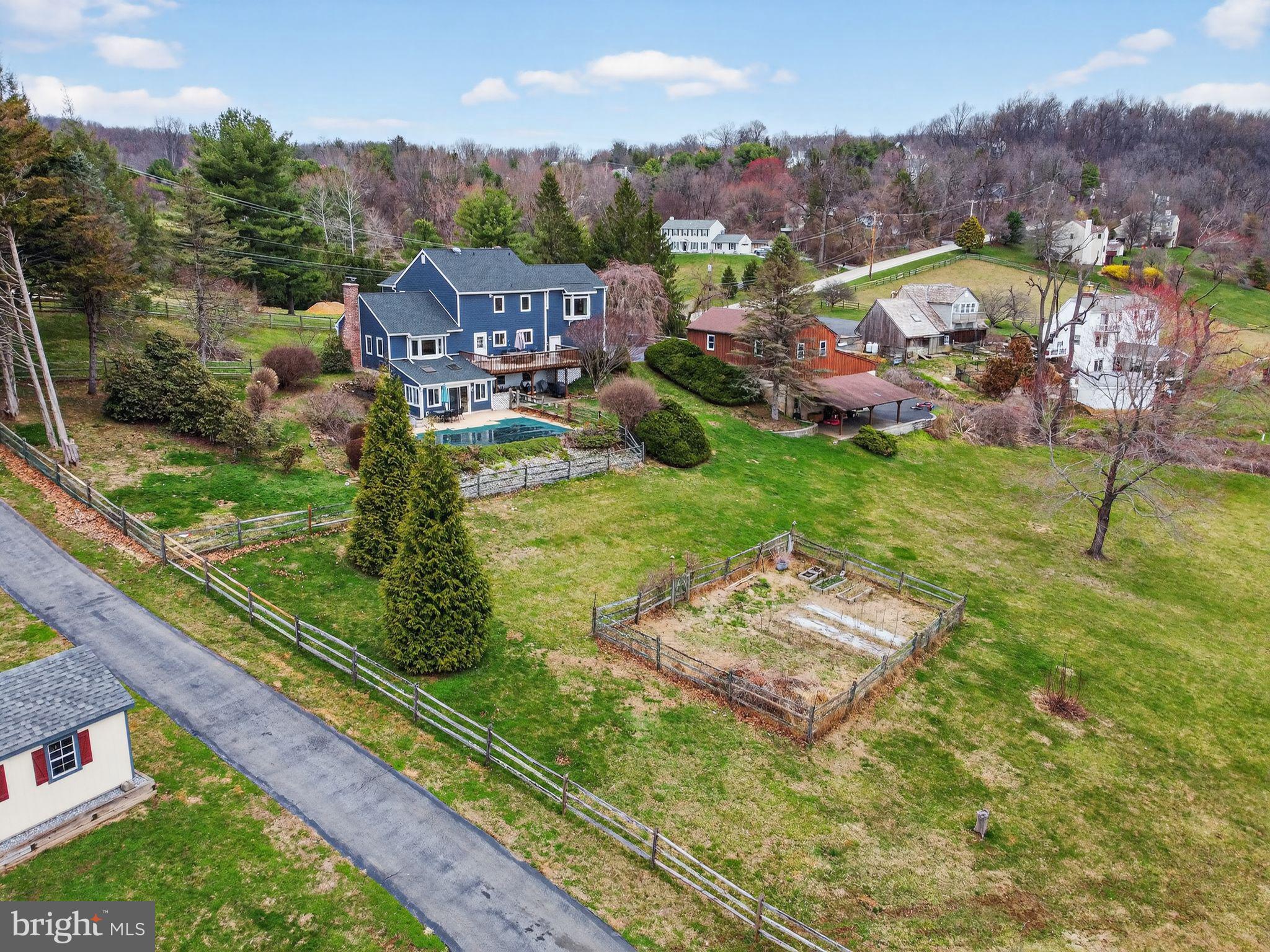 HIGH MEADOW - Residential