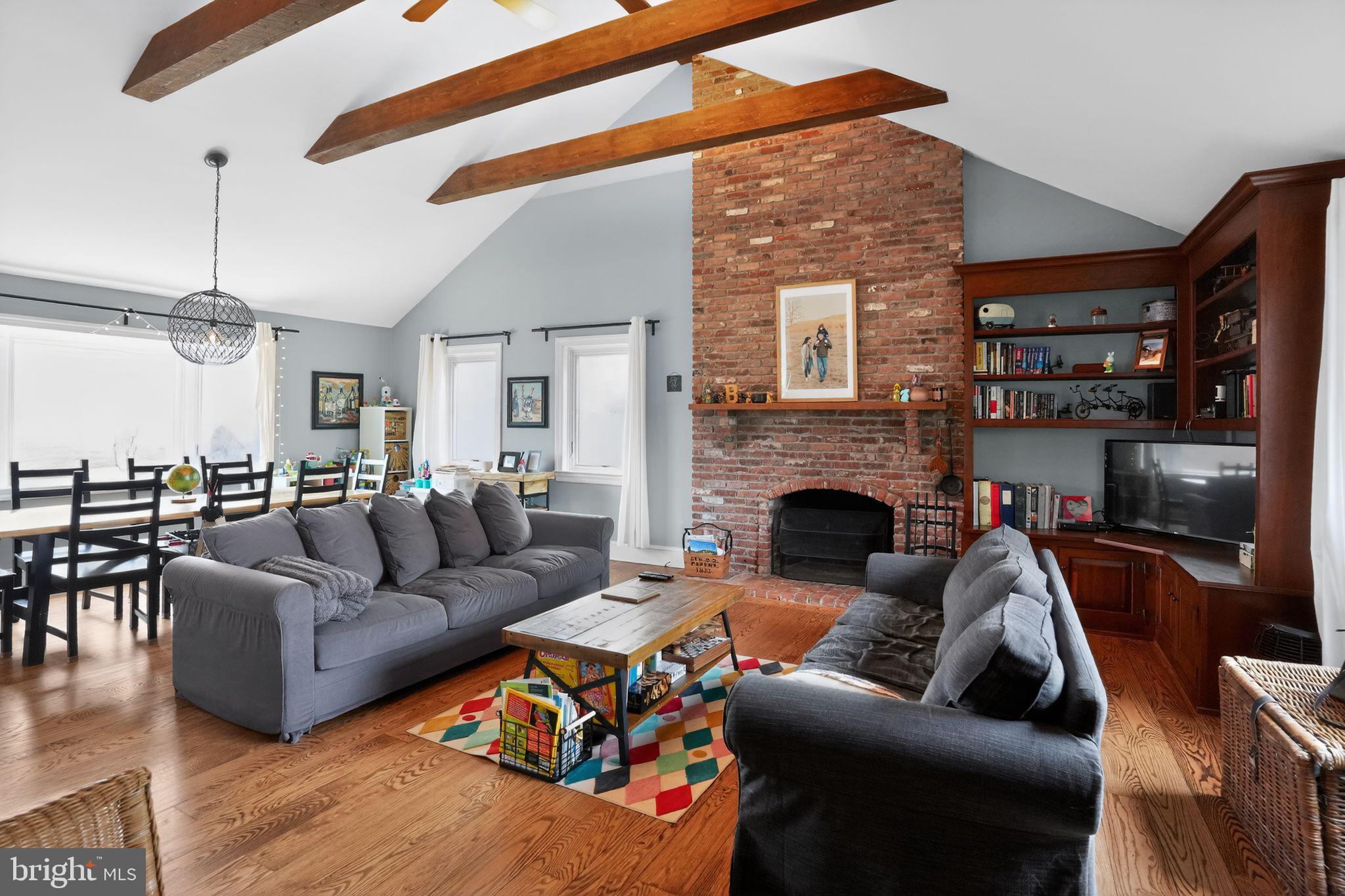 HIGH MEADOW - Residential