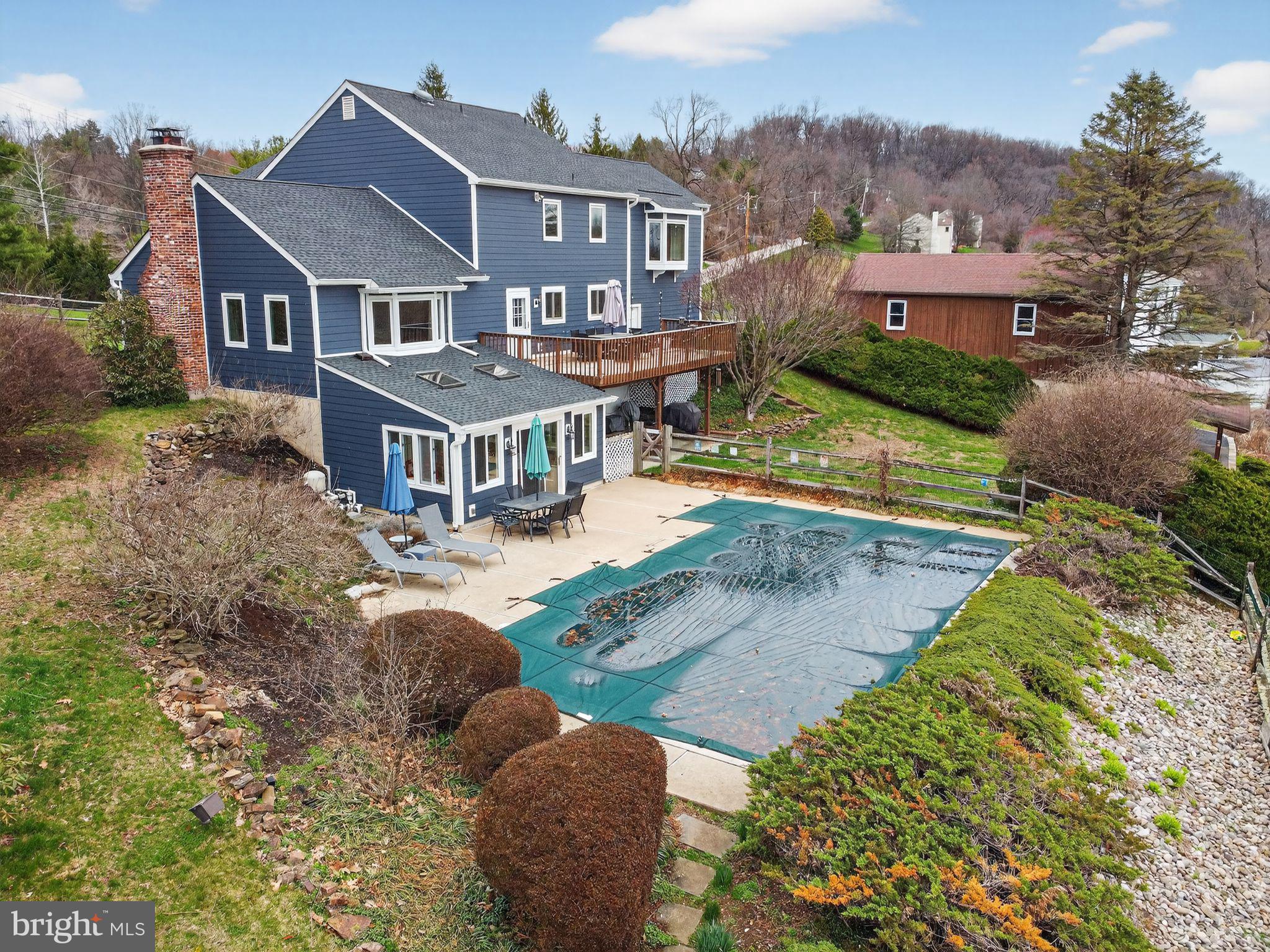 HIGH MEADOW - Residential