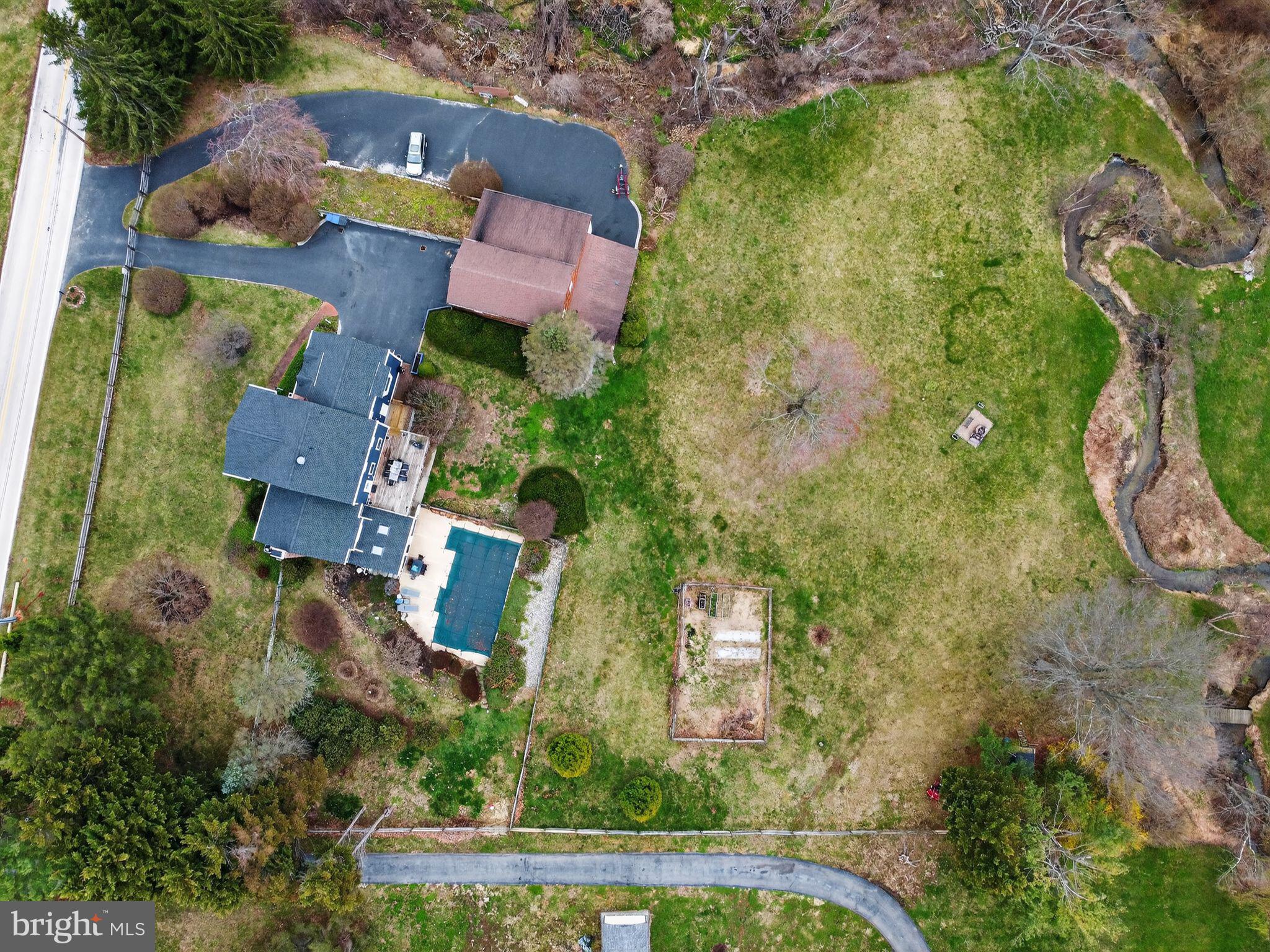 HIGH MEADOW - Residential