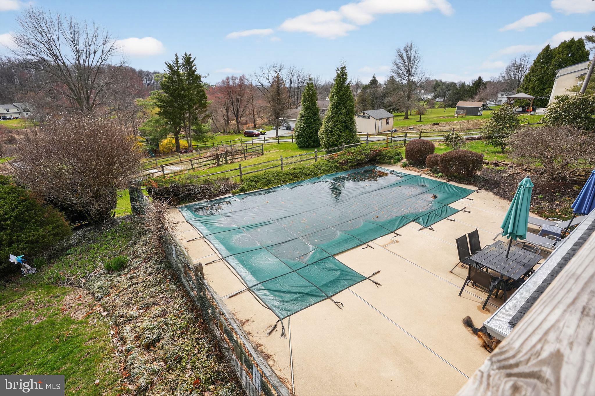 HIGH MEADOW - Residential