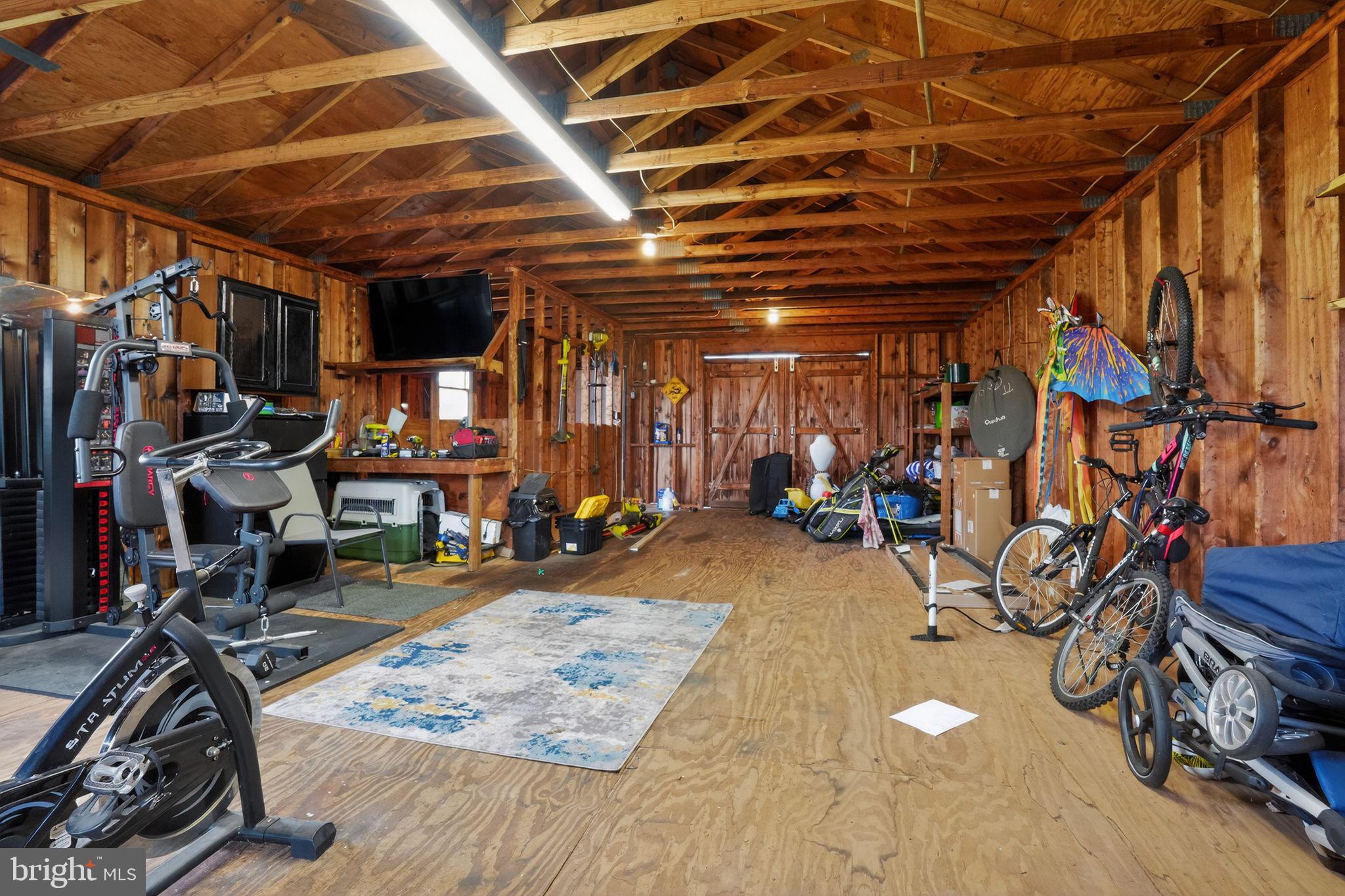 HIGH MEADOW - Residential