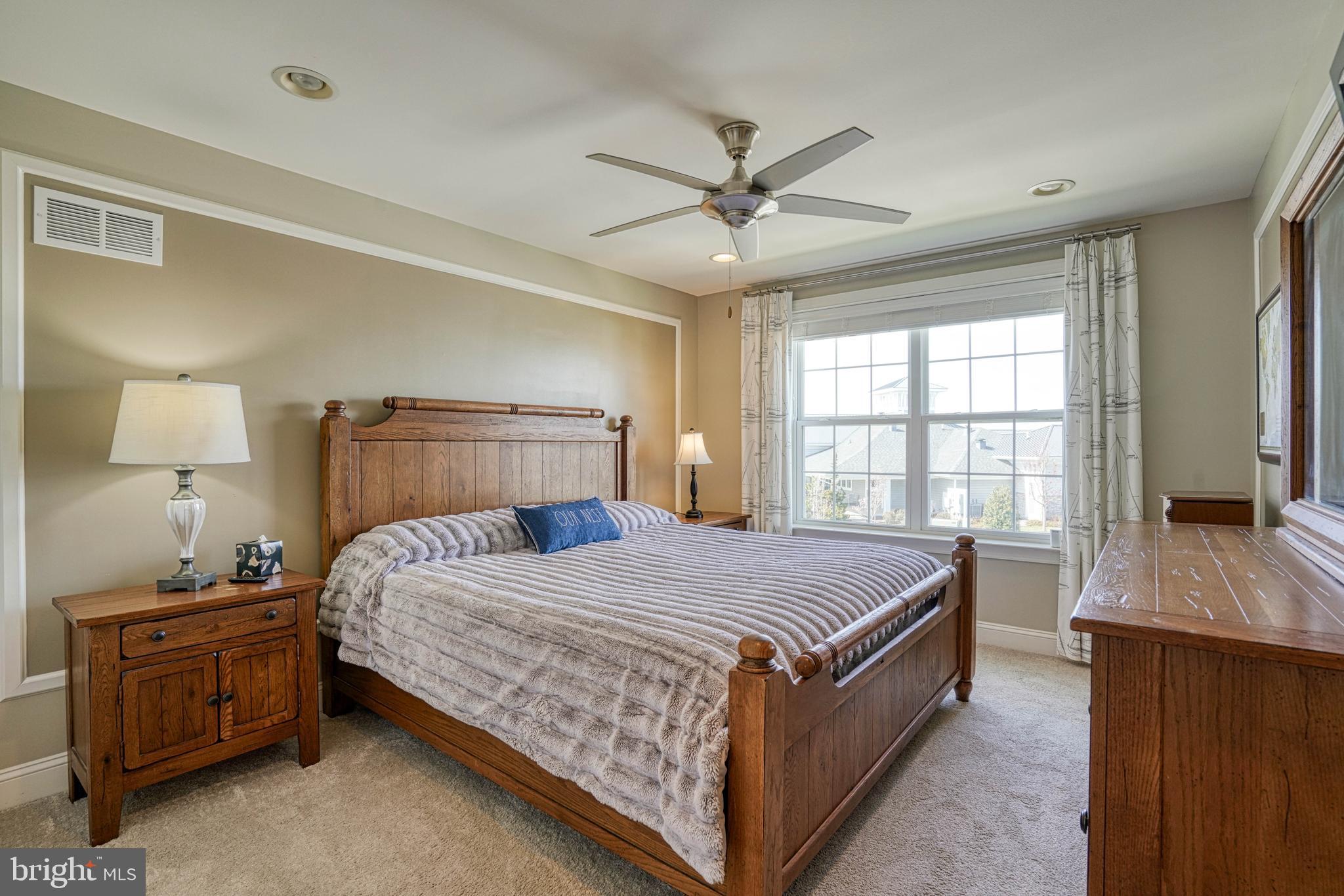 BAY BRIDGE COVE - Residential