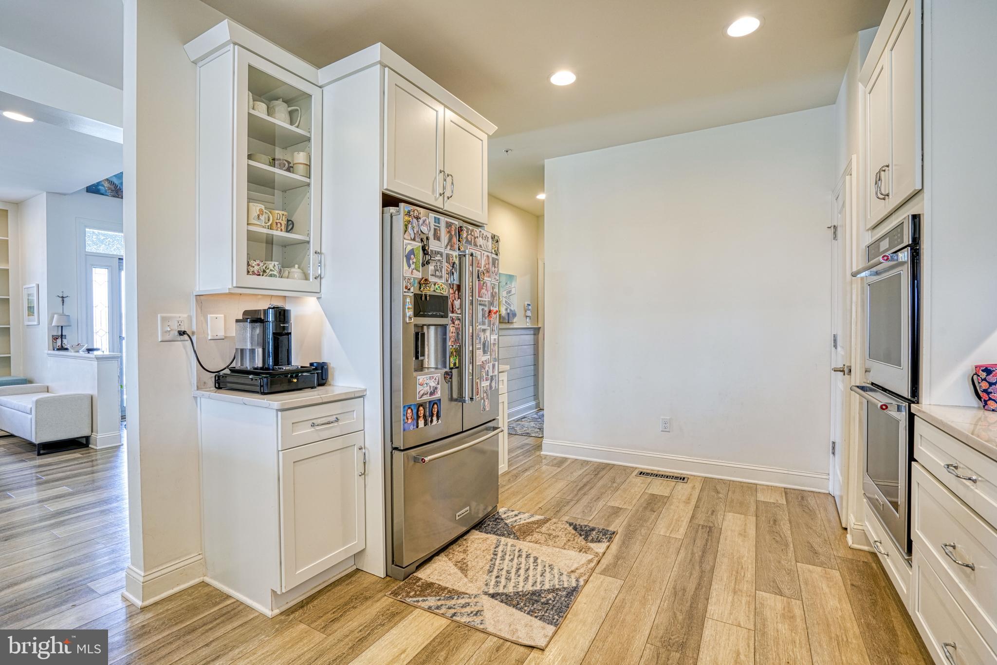 BAY BRIDGE COVE - Residential